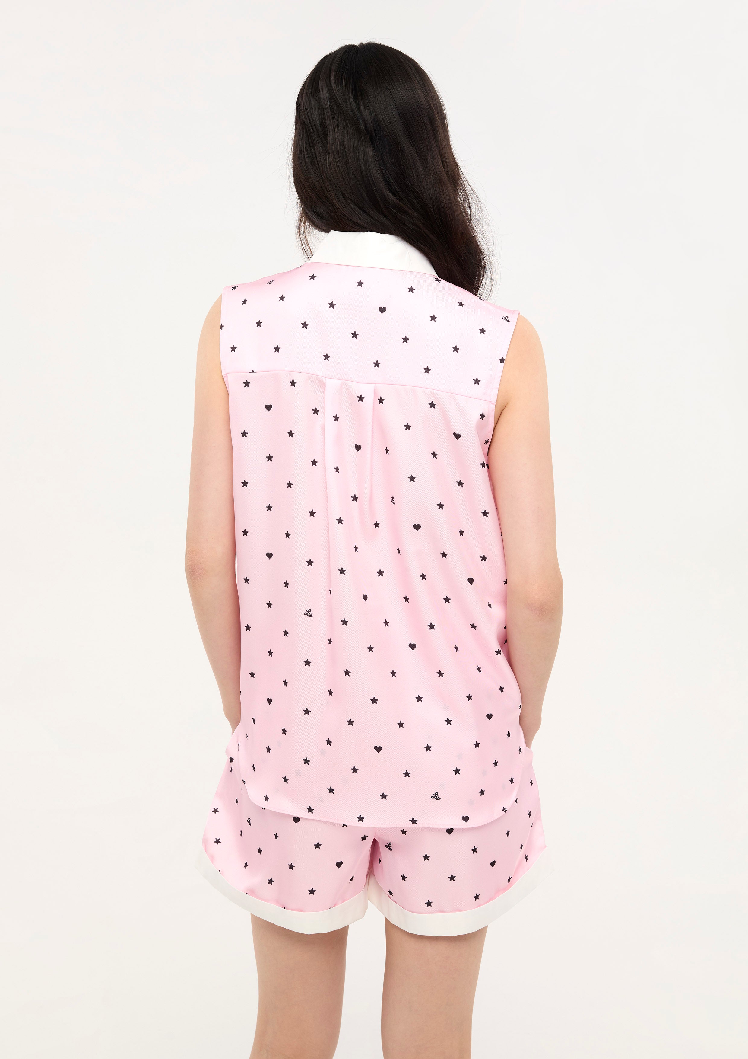 เสื้อเชิ้ตแขนกุดพิมพ์ลาย คอลเลกชัน Sweet Nothing