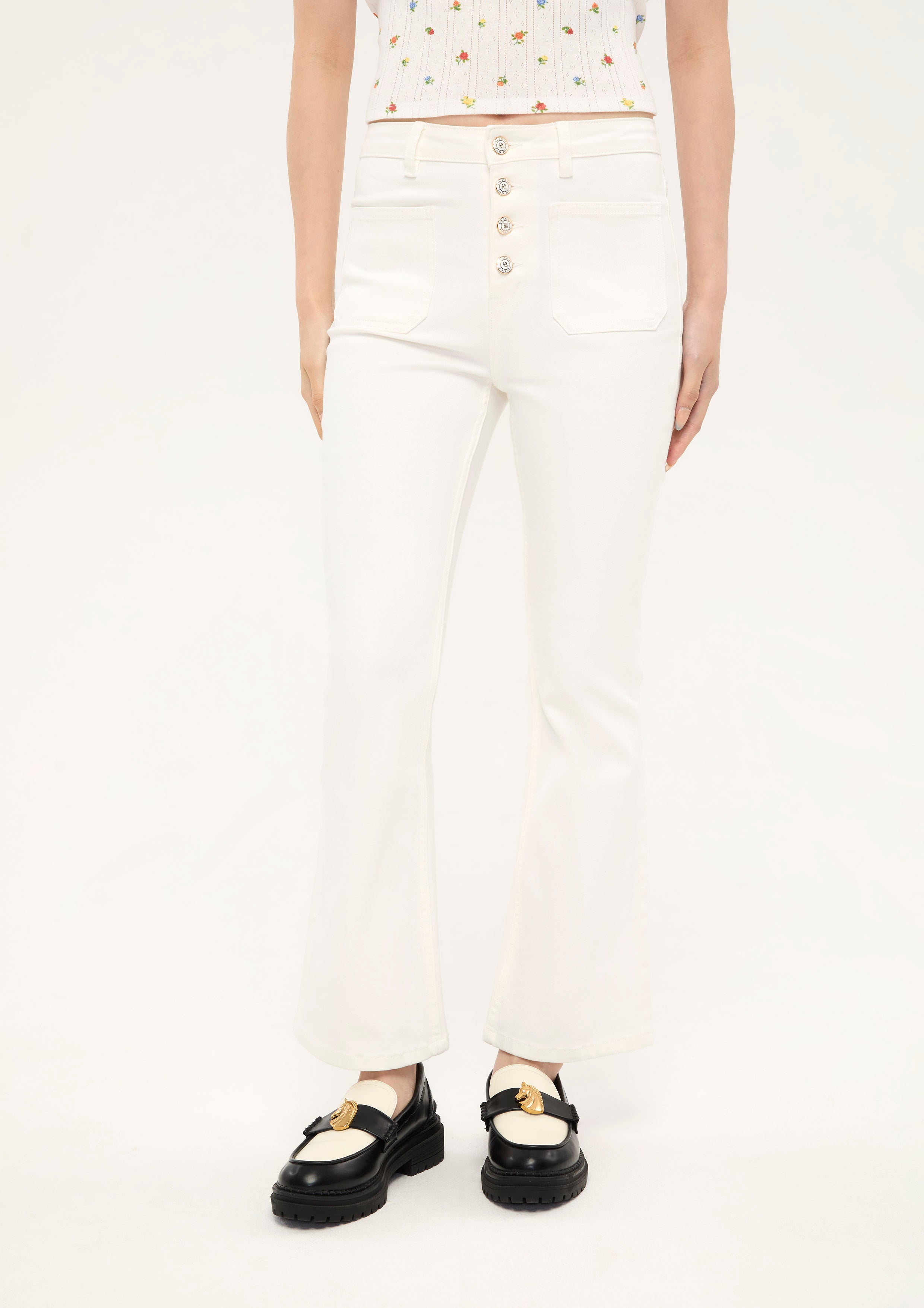 กางเกงเดนิมขายาวทรงขาระบาย คอลเลกชัน Basic Denim