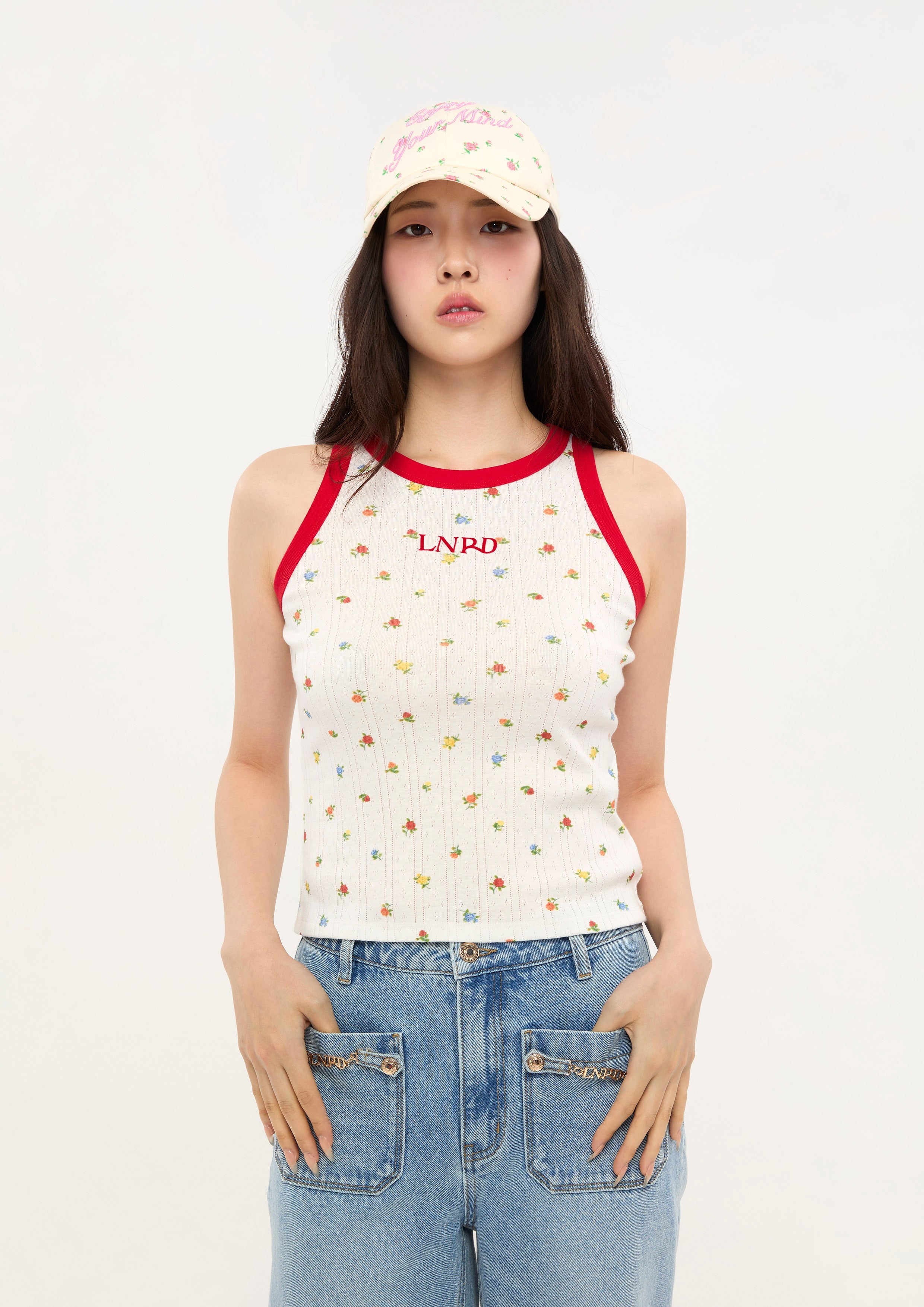 เสื้อกล้ามปักโลโก้แต่งลายดอกไม้ คอลเลกชัน LNRD Signature