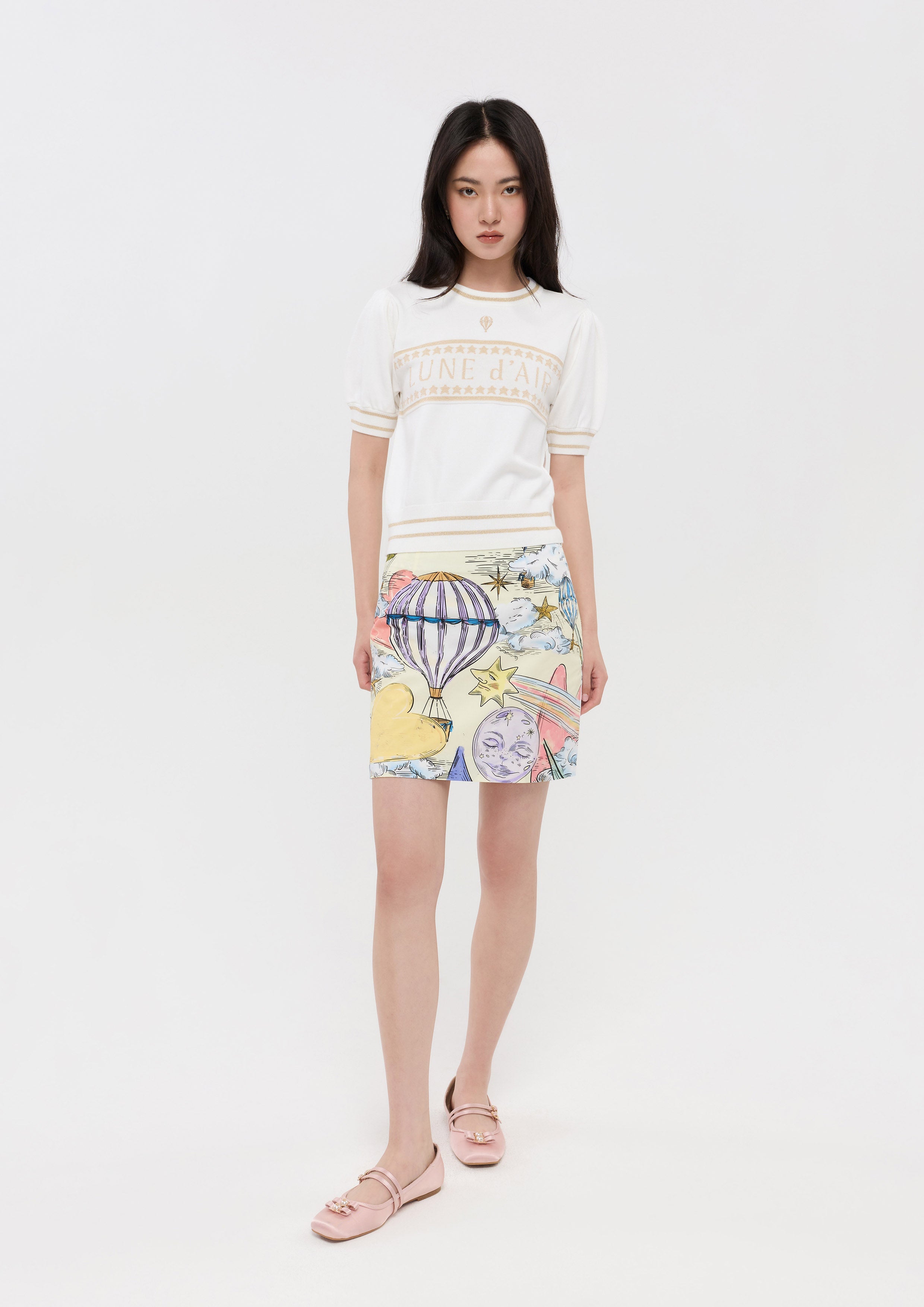 เสื้อนิตแขนสั้นปักลายตัวอักษร คอลเลกชัน Lune d'Air