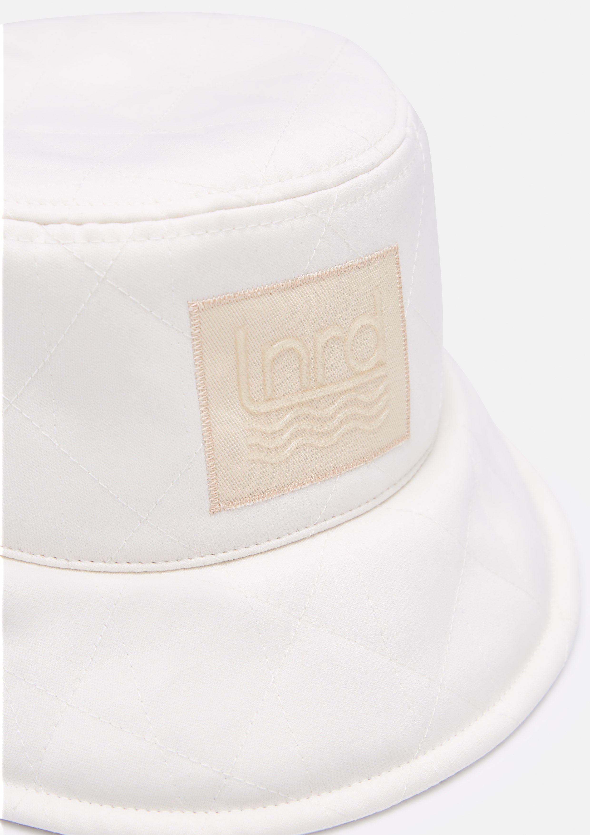 หมวกบักเก็ต Yves