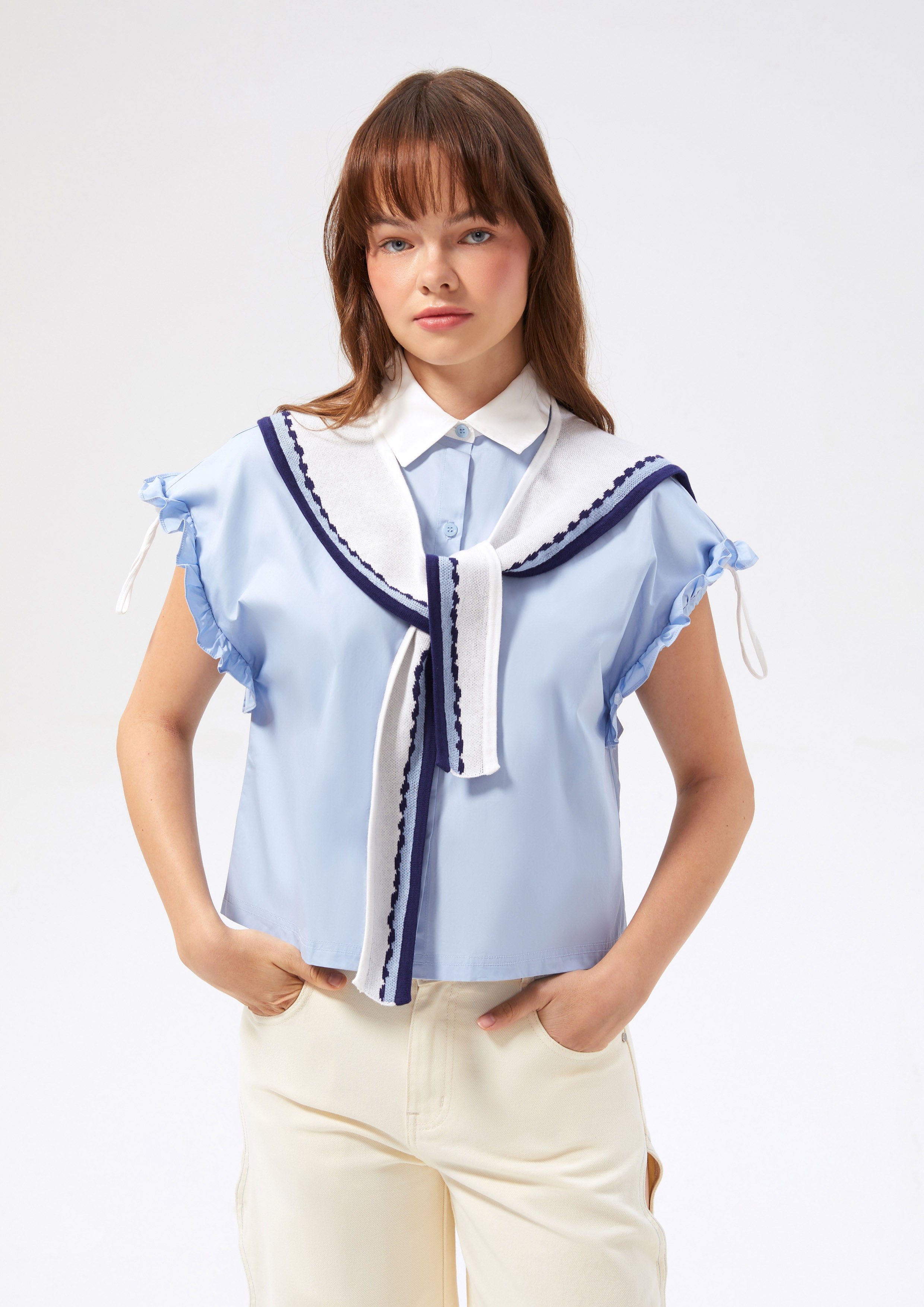 ผ้าพันคอปลอกคอปักลาย