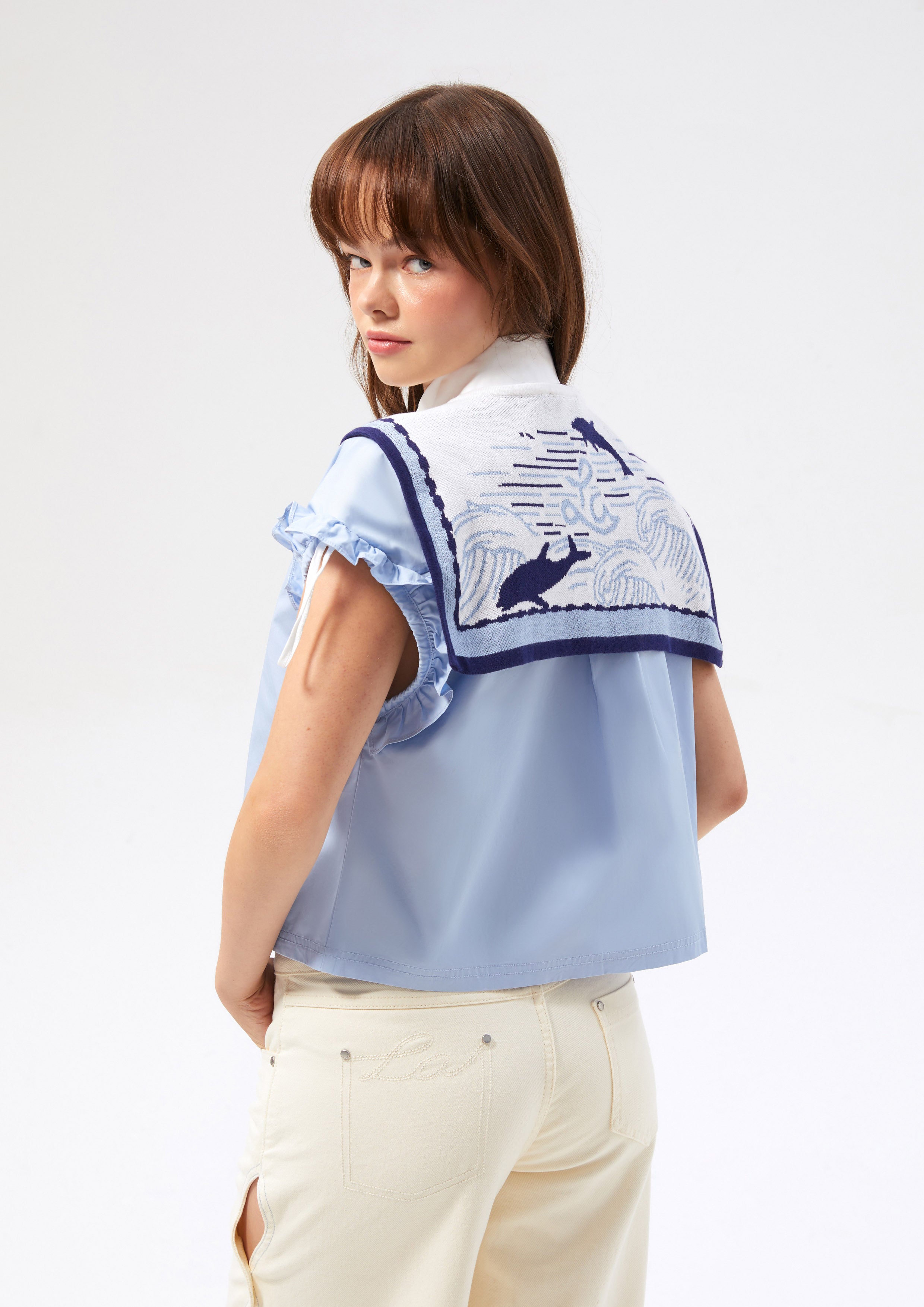 ผ้าพันคอปลอกคอปักลาย