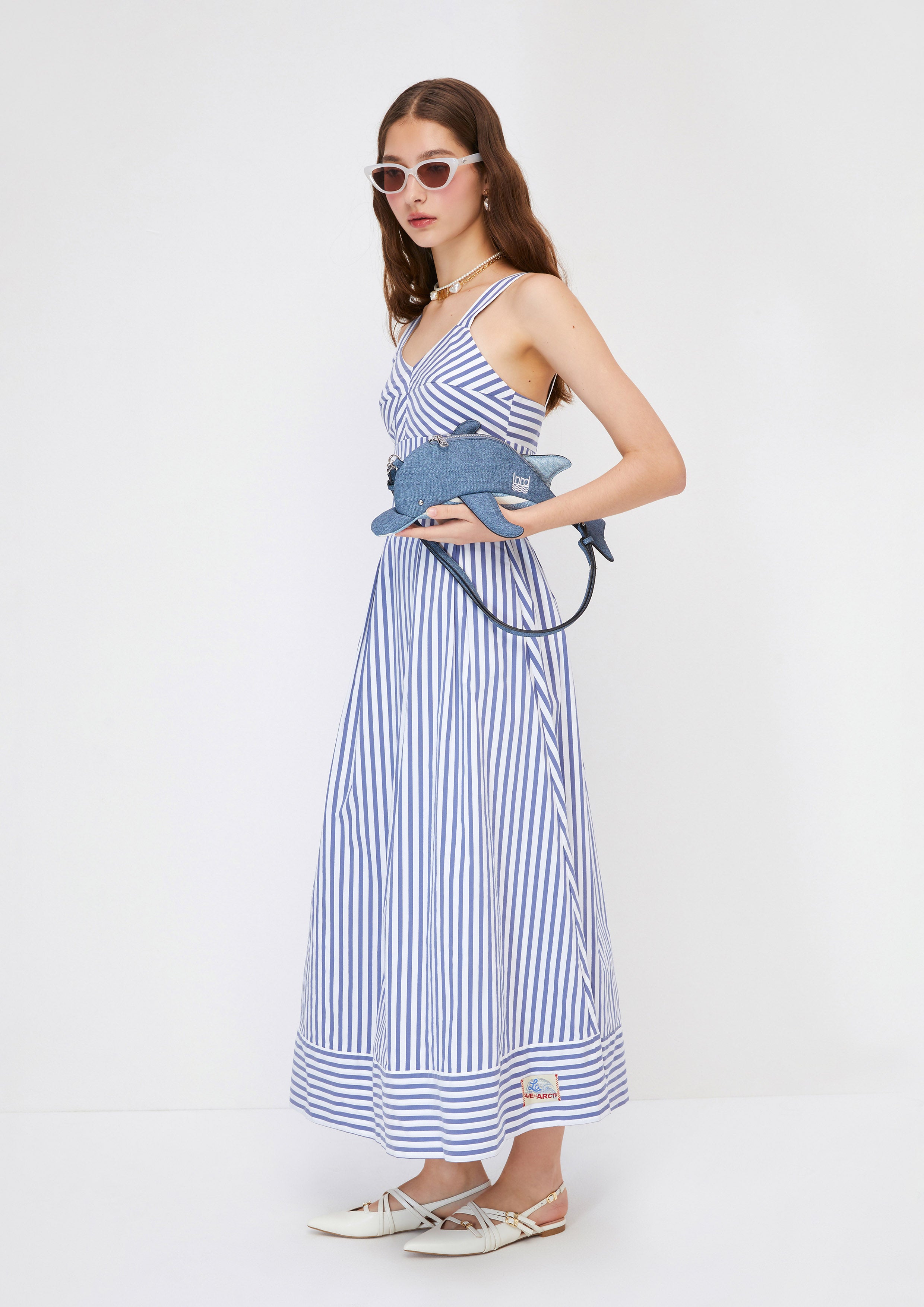 เดรสยาวสายเดี่ยวลายทาง คอลเลกชัน You Deserve a Break