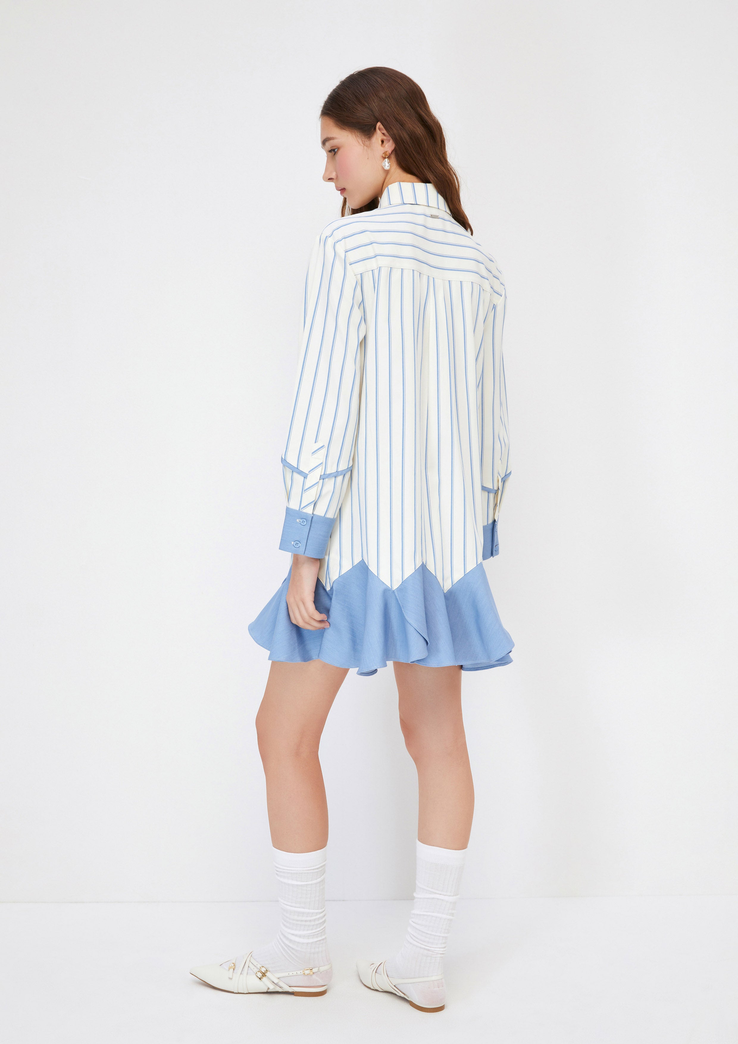 เดรสสั้นลายทางกระโปรงแต่งระบาย คอลเลกชัน Crystaline