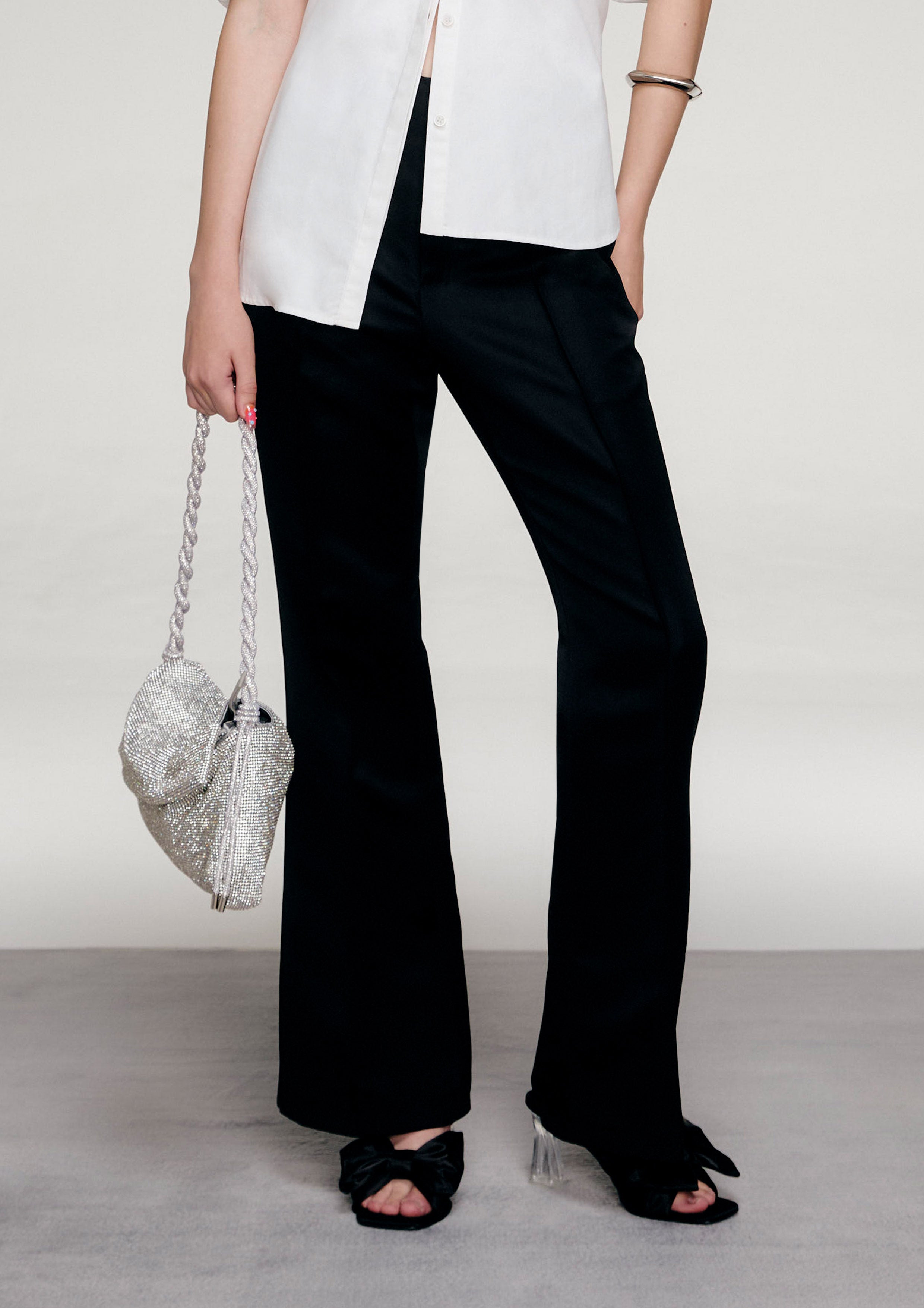 กางเกงขายาวปลายขากว้าง คอลเลกชัน Reviere