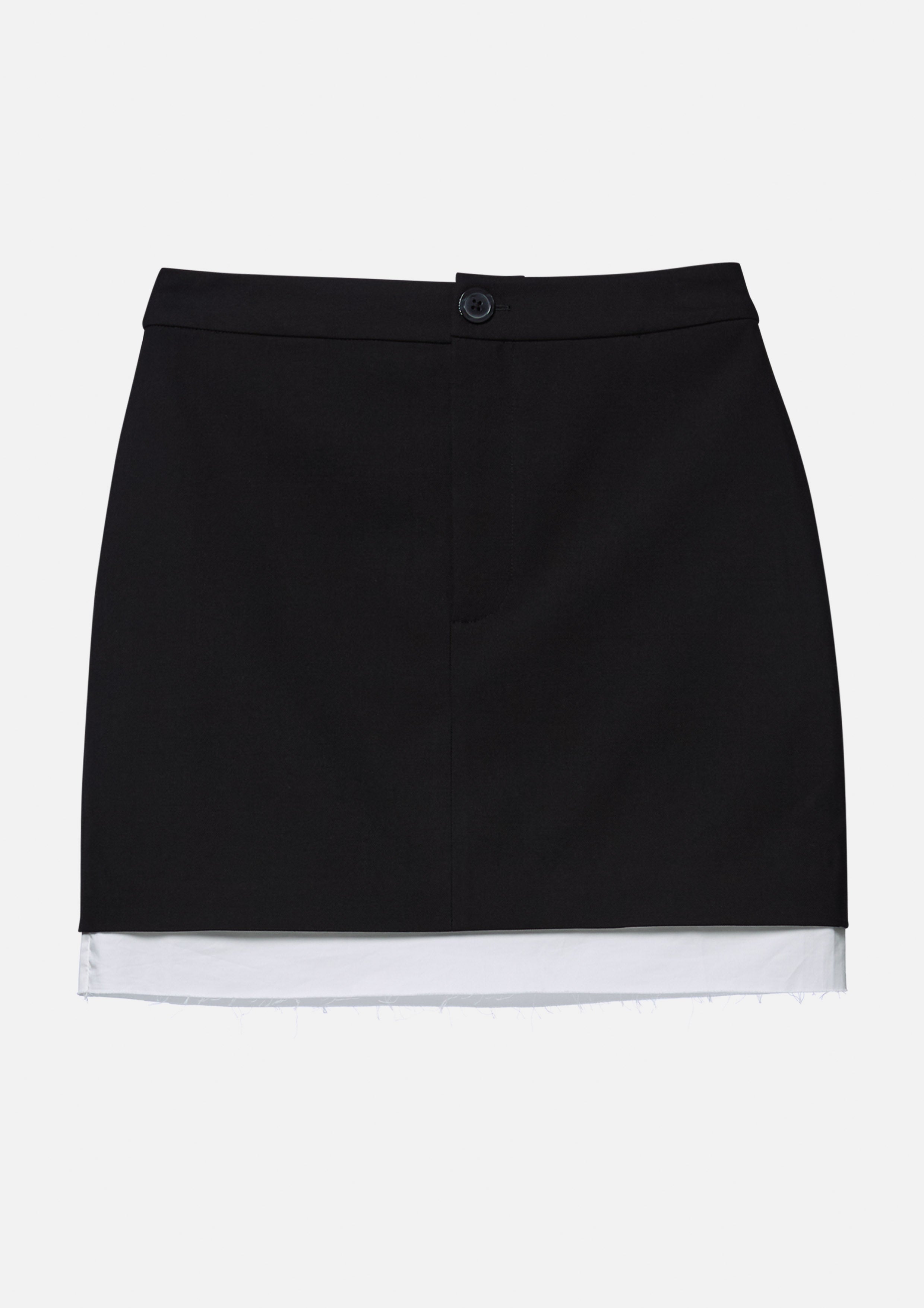 กระโปรงสั้นซ้อนเลเยอร์ คอลเลกชัน Artic Noir