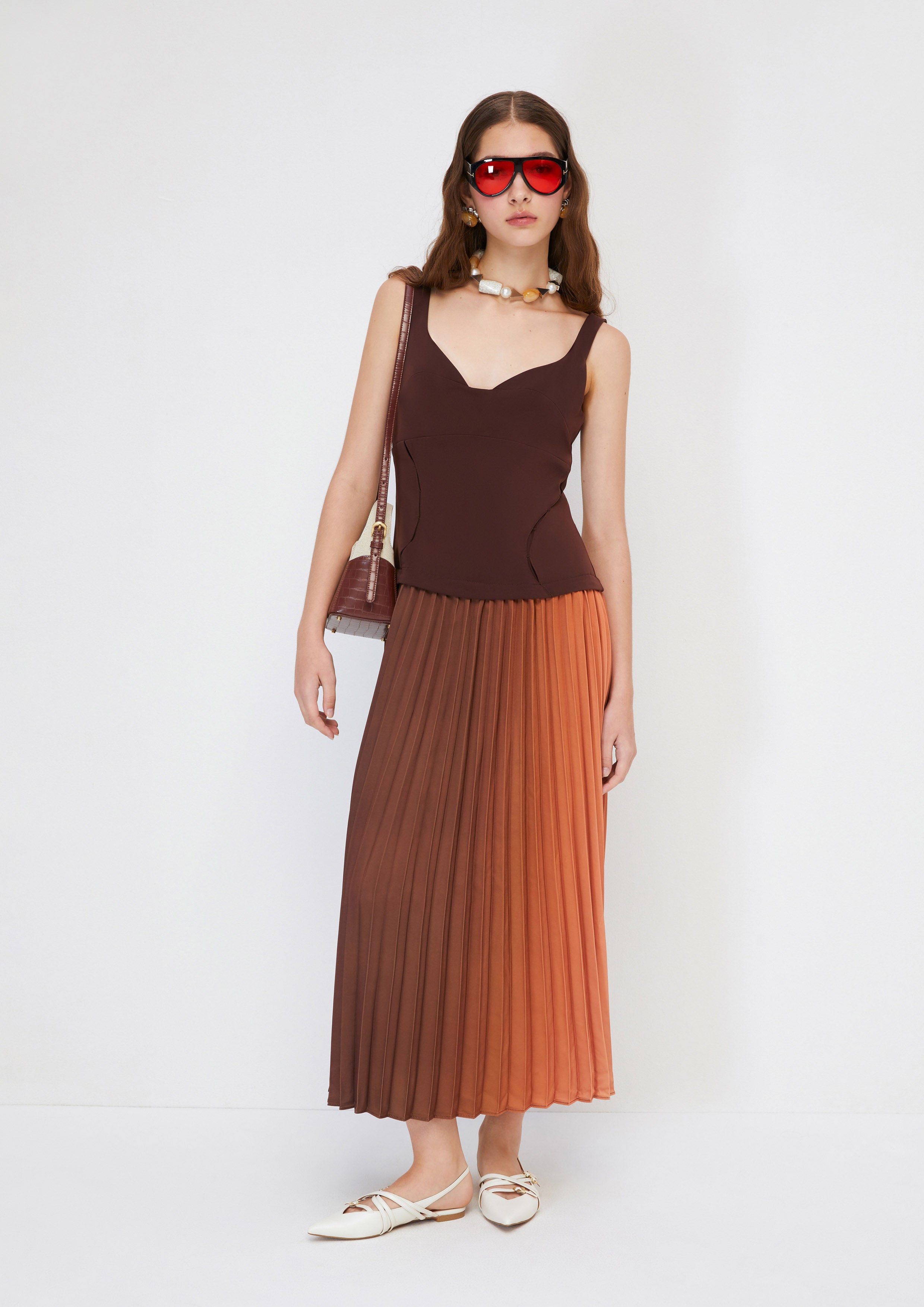 เดรสยาวกระโปรงพลีท คอลเลกชัน Aurora Veil