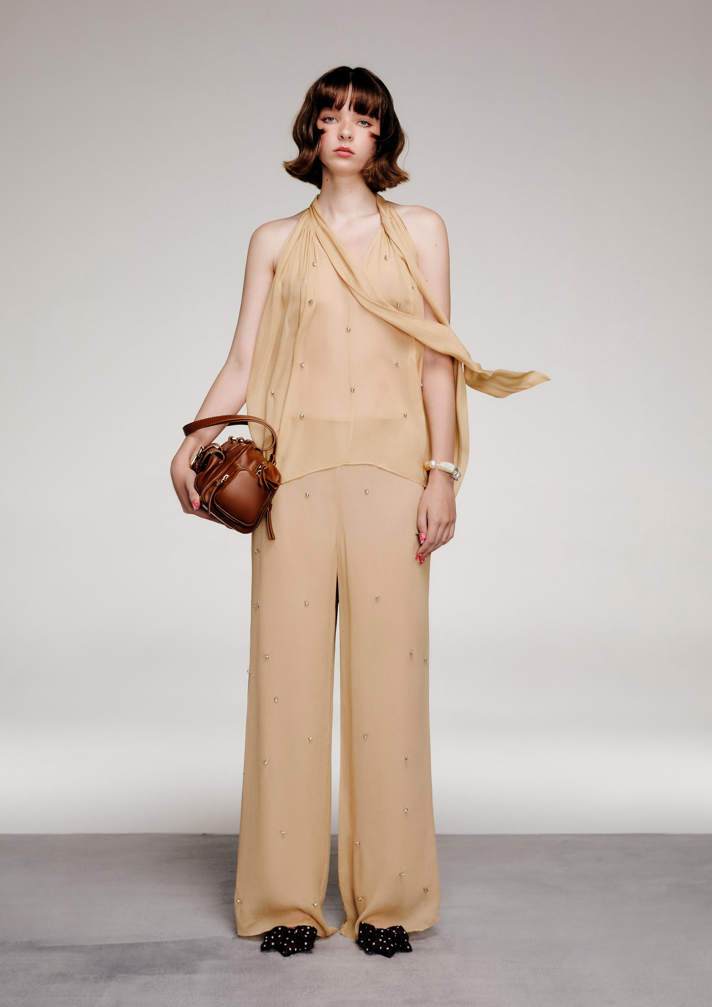 กางเกงขายาวแต่งคริสตัล คอลเลกชัน Reviere