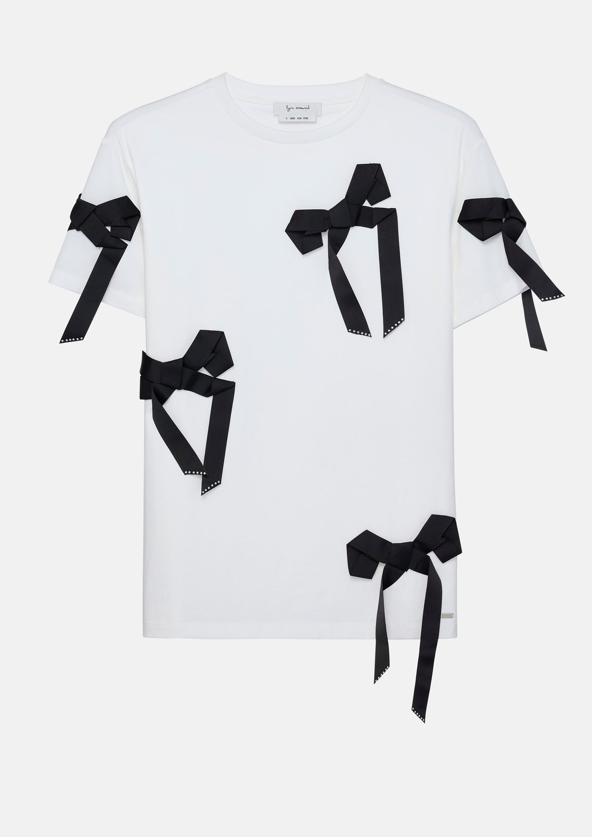 เสื้อยืดทรงหลวมแต่งโบสีตัด คอลเลกชัน The Winking Star