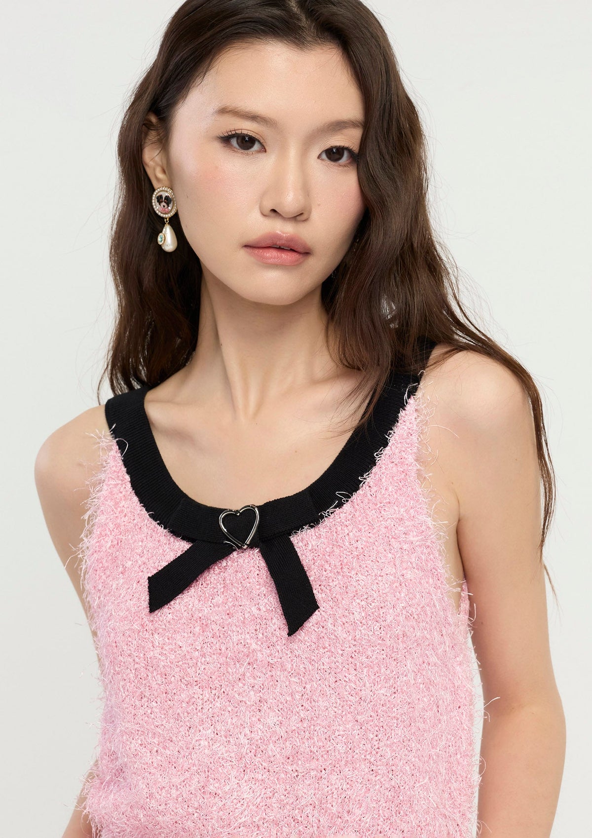Contrast-Bow Sleeveless Textured Top GLITZ N GROOVE