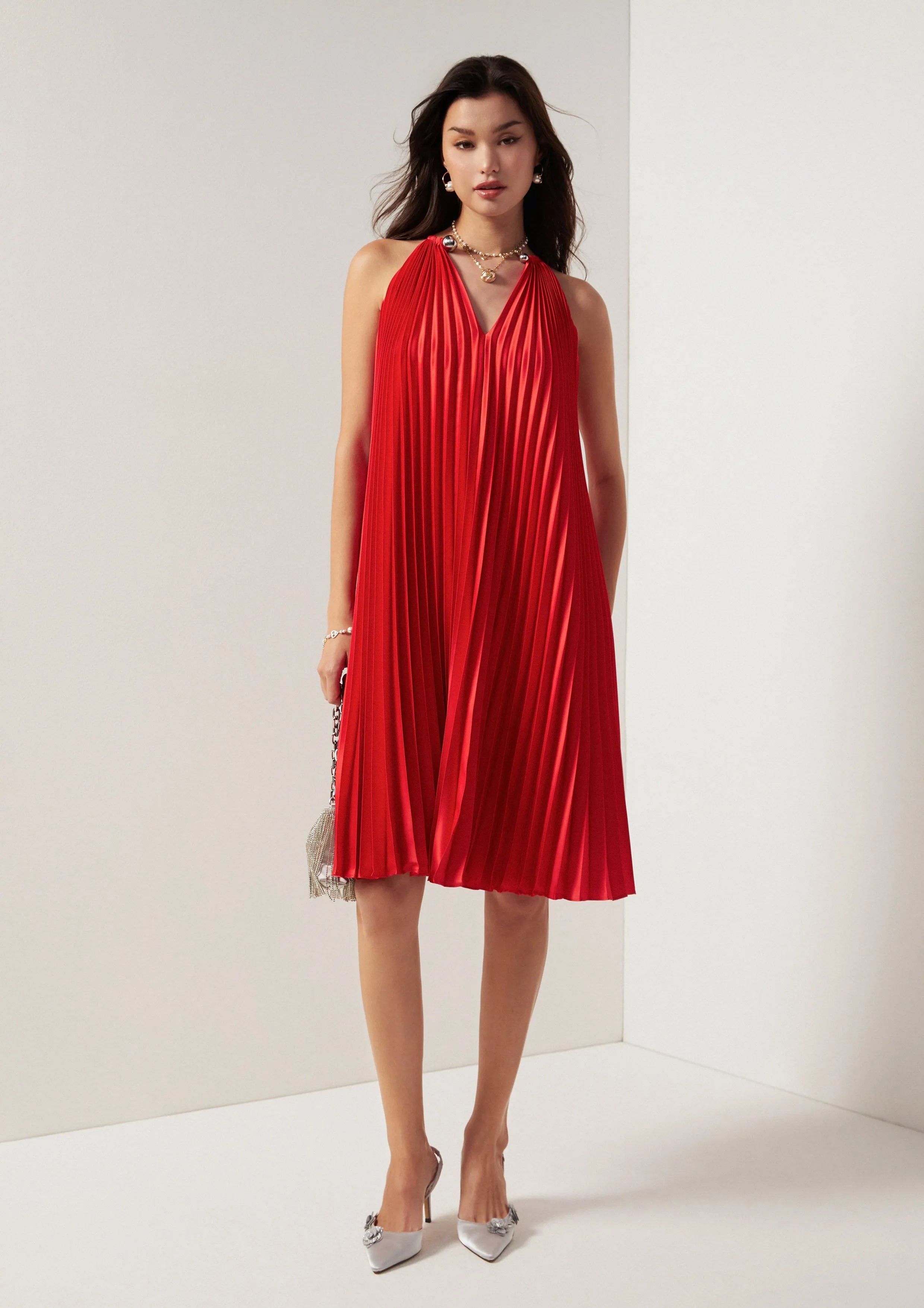 Pleated Sleeveless Midi Dress