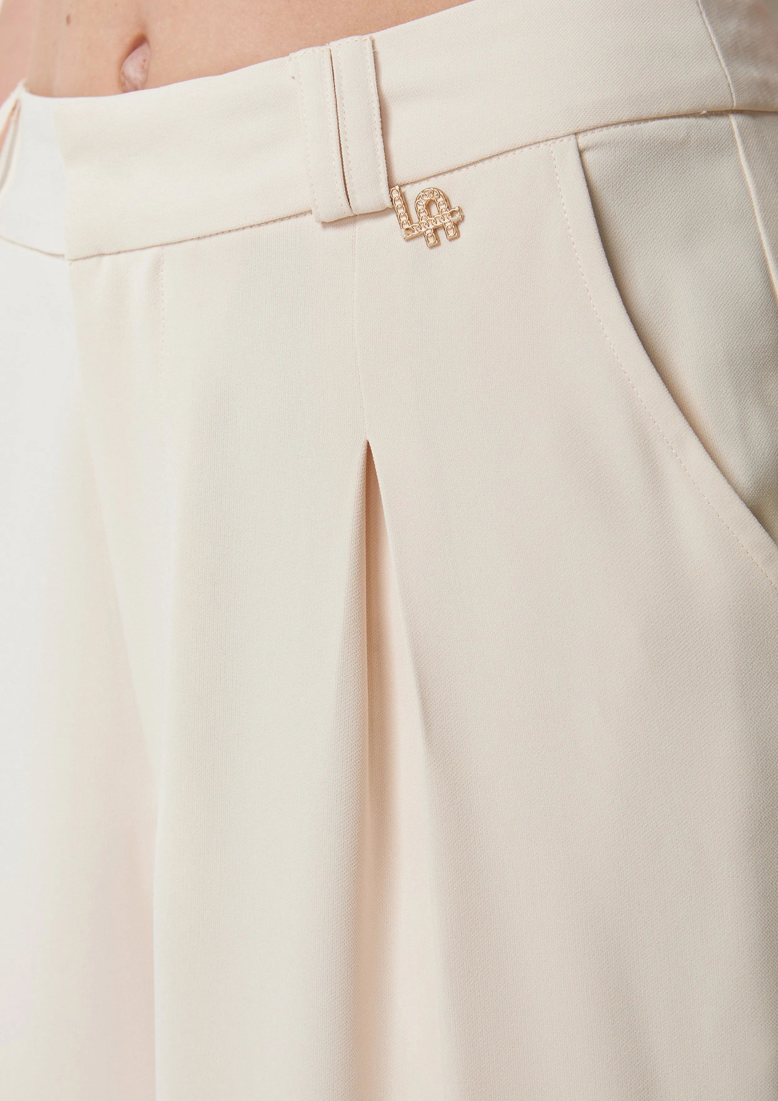 Pleated Wide-Leg Pants Best Bunnies