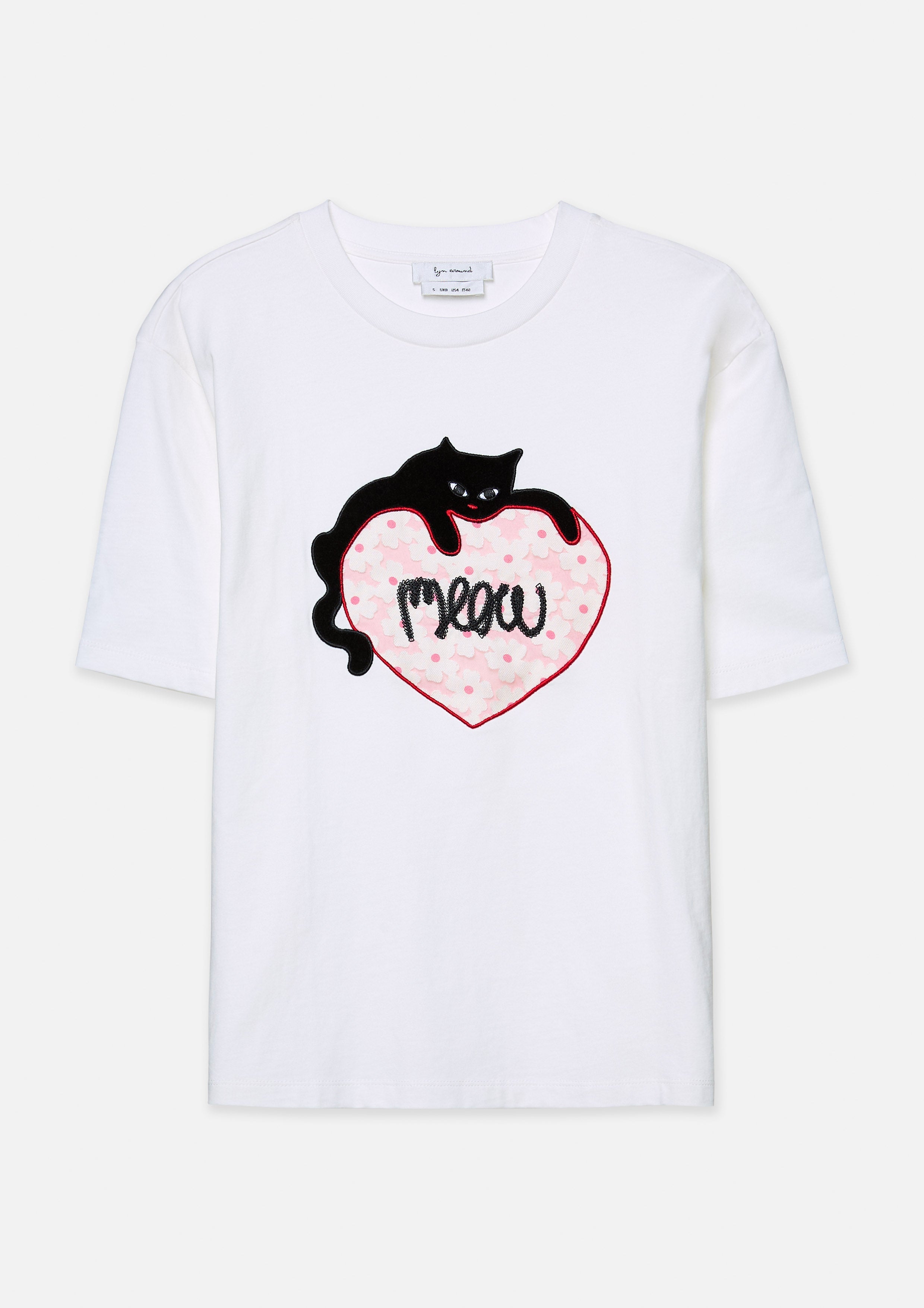 เสื้อยืดโอเวอร์ไซส์แขนสั้นปักลาย