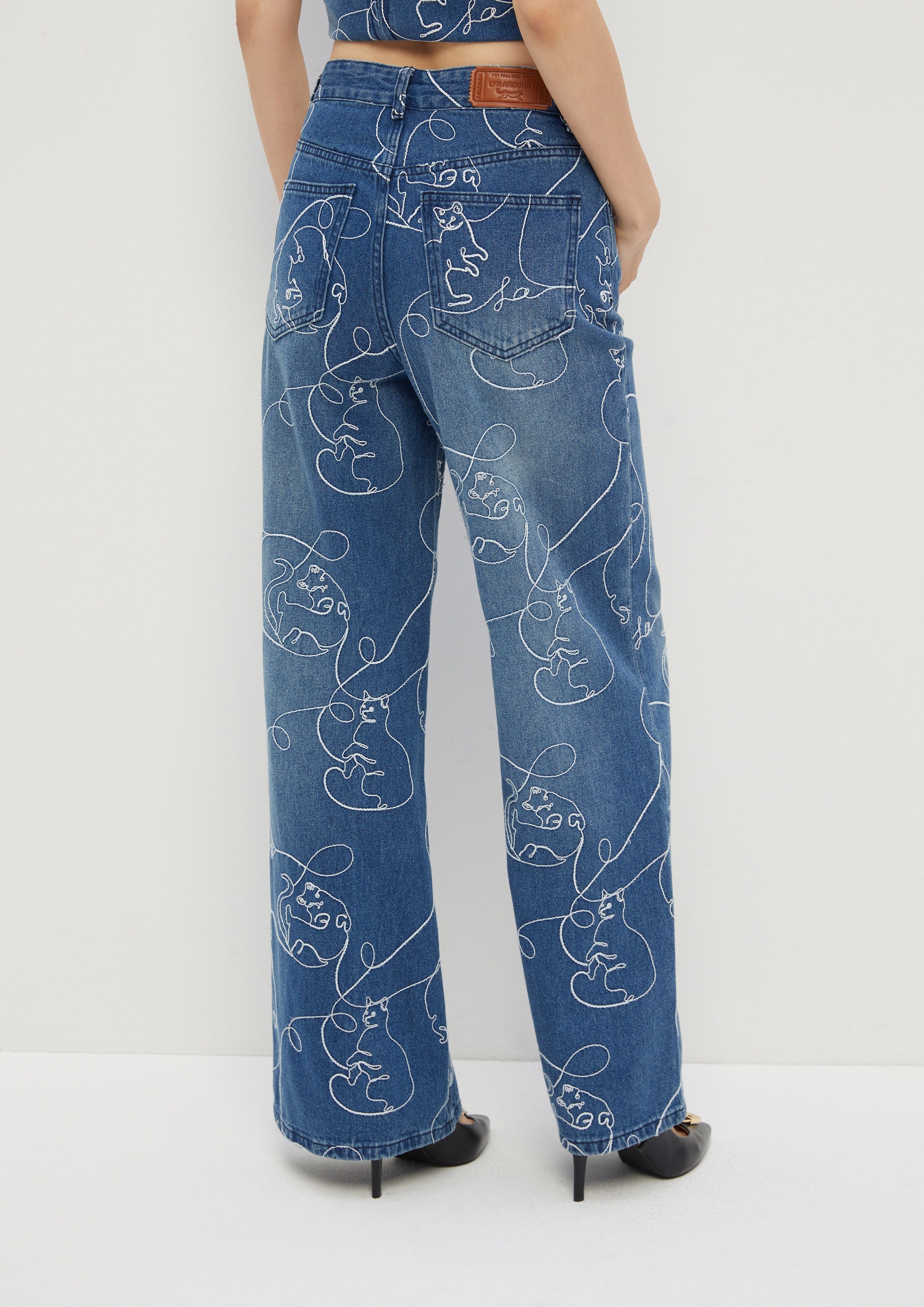 Cat Embroidery Denim Pants The Eyes of Jungle