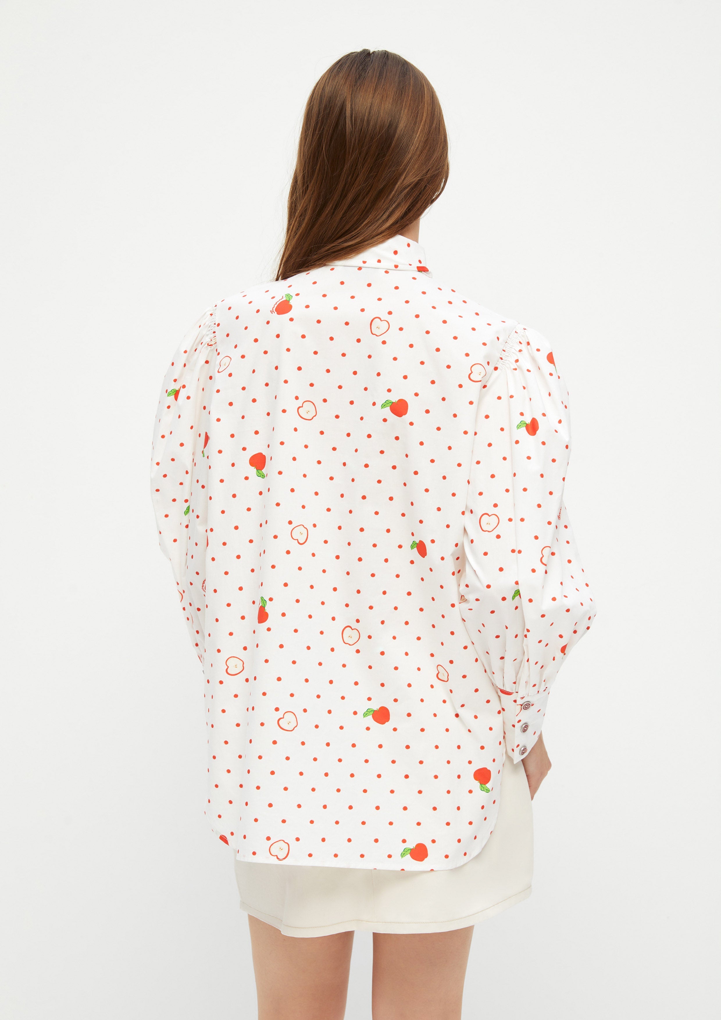 เสื้อเชิ้ตแขนยาวพิมพ์ลายแอปเปิ้ลและโพกาดอต คอลเลกชัน Adam's Lust