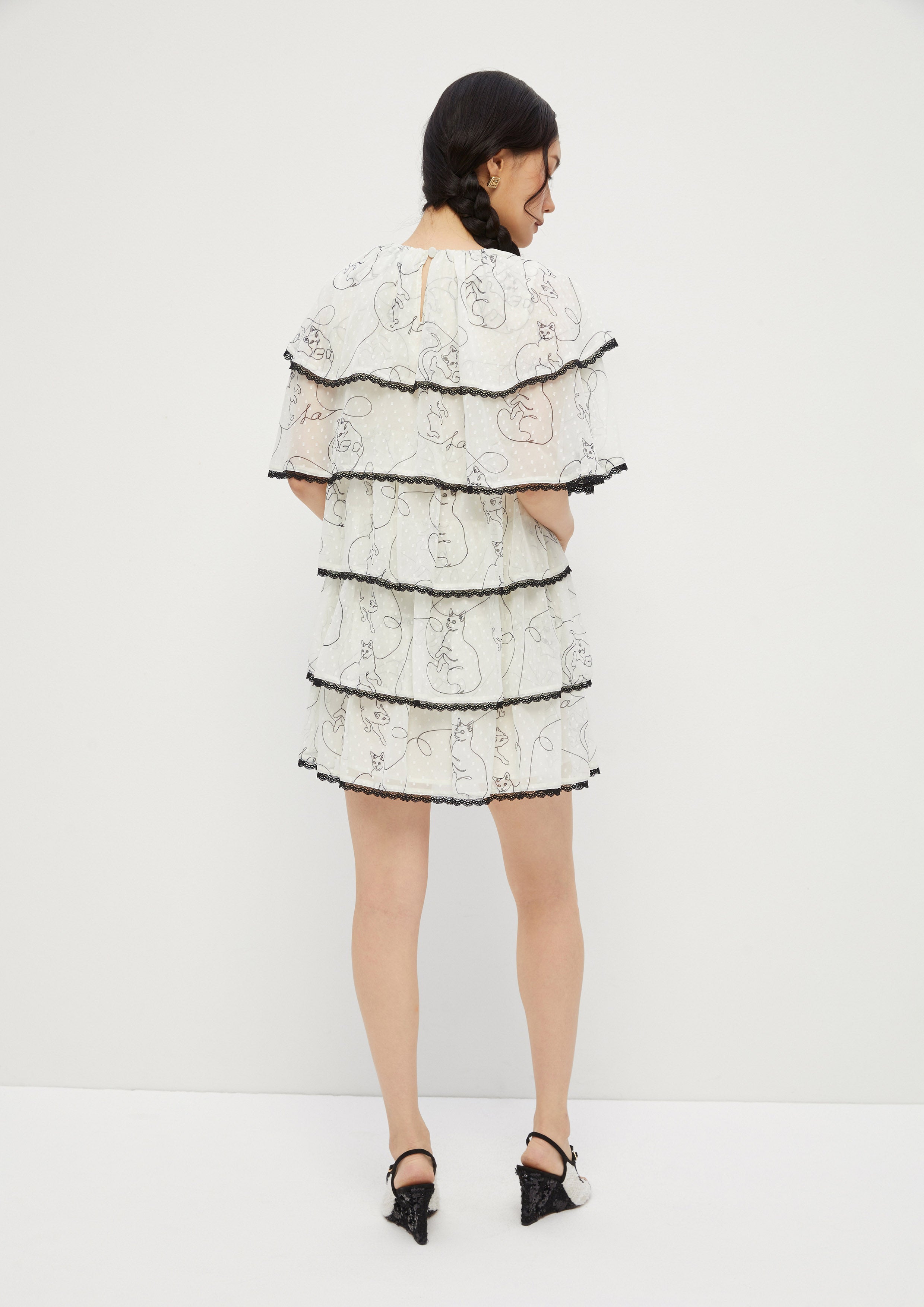 Ruffle Lace Trim Dress The Eyes of Jungle