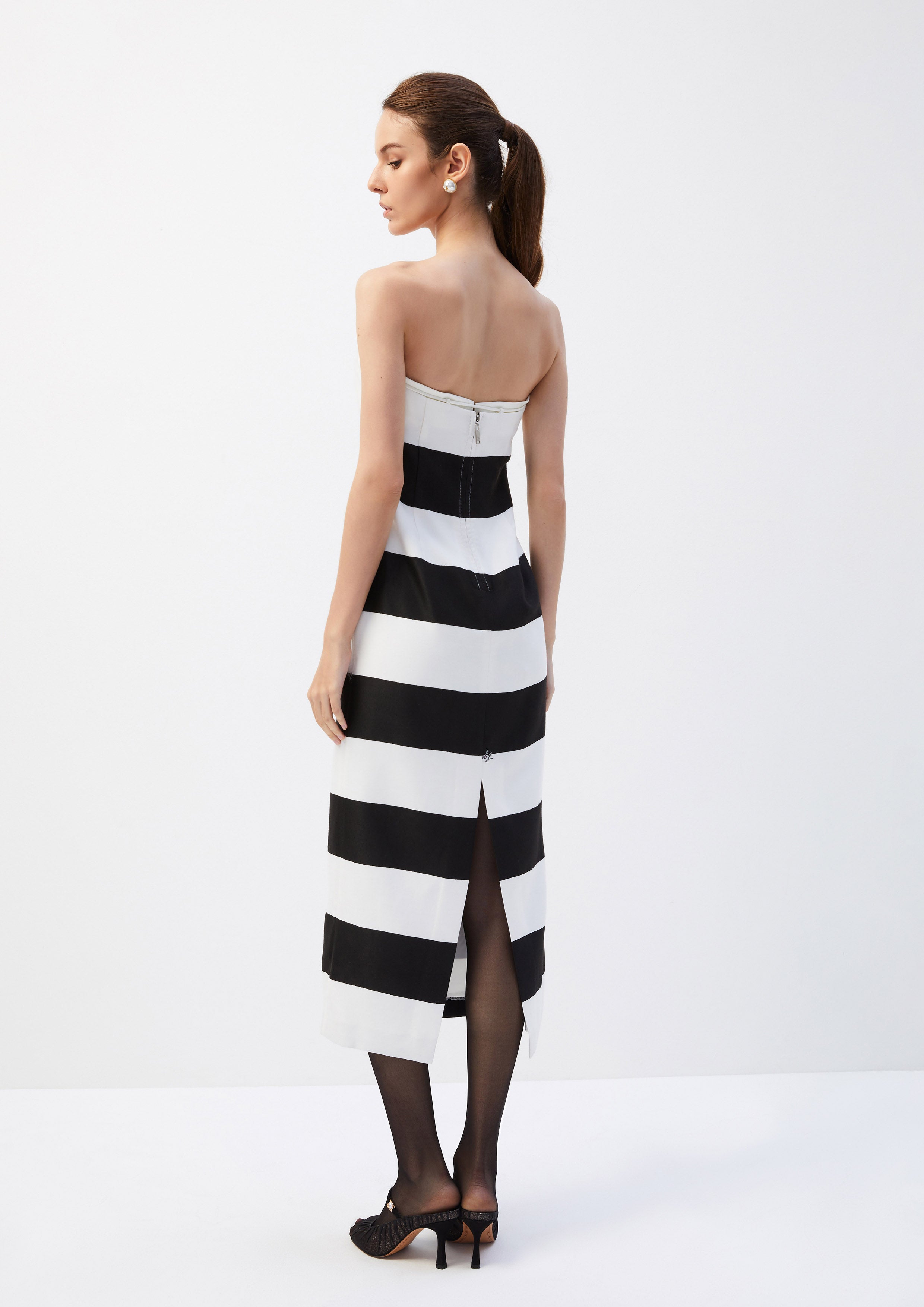 Create Your Signature Look with Satin Stripe Tube Dress Mucho Amor Create Your Signature Look with Satin Stripe Tube Dress Mucho Amor