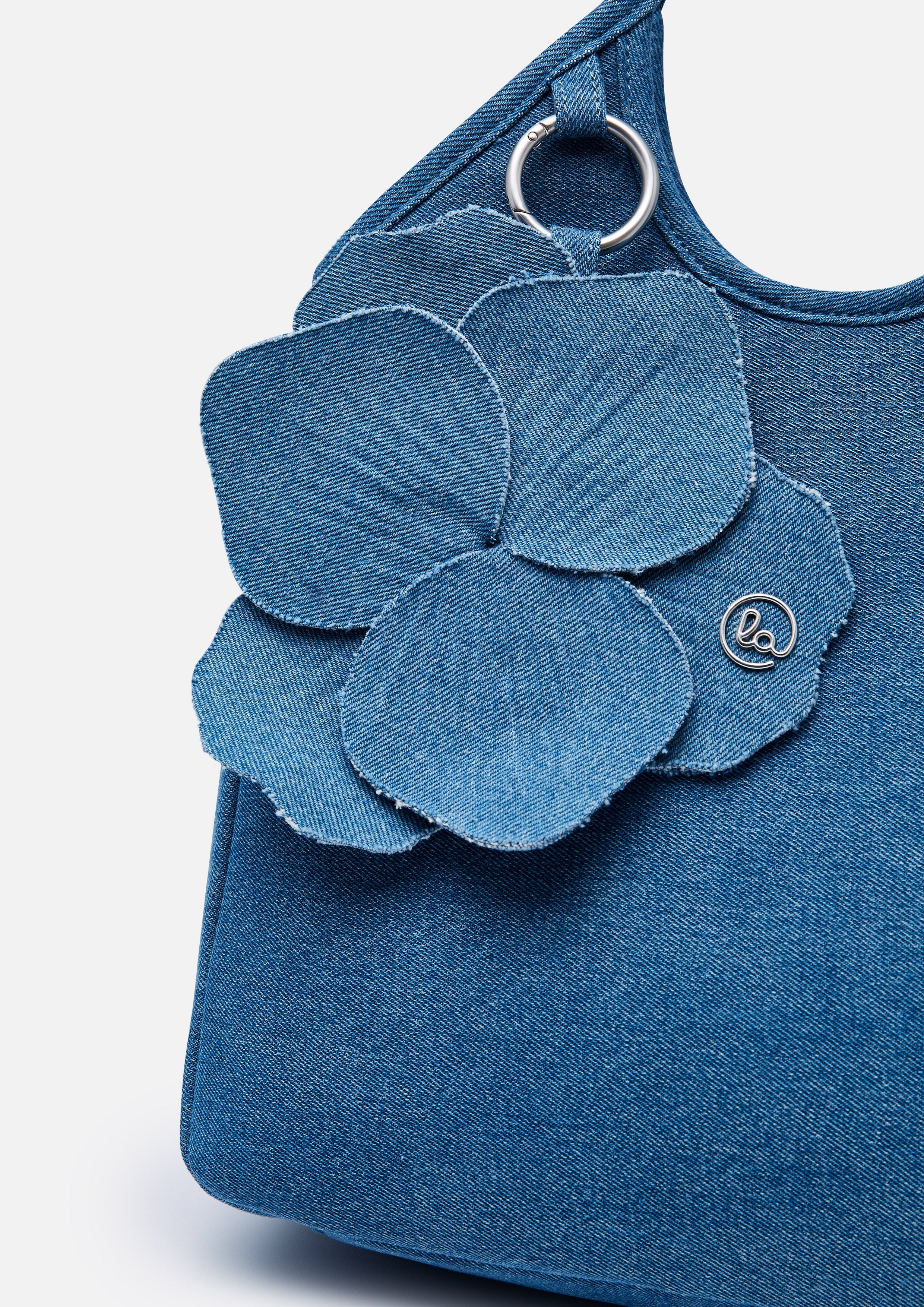 กระเป๋าโท้ท Calemi