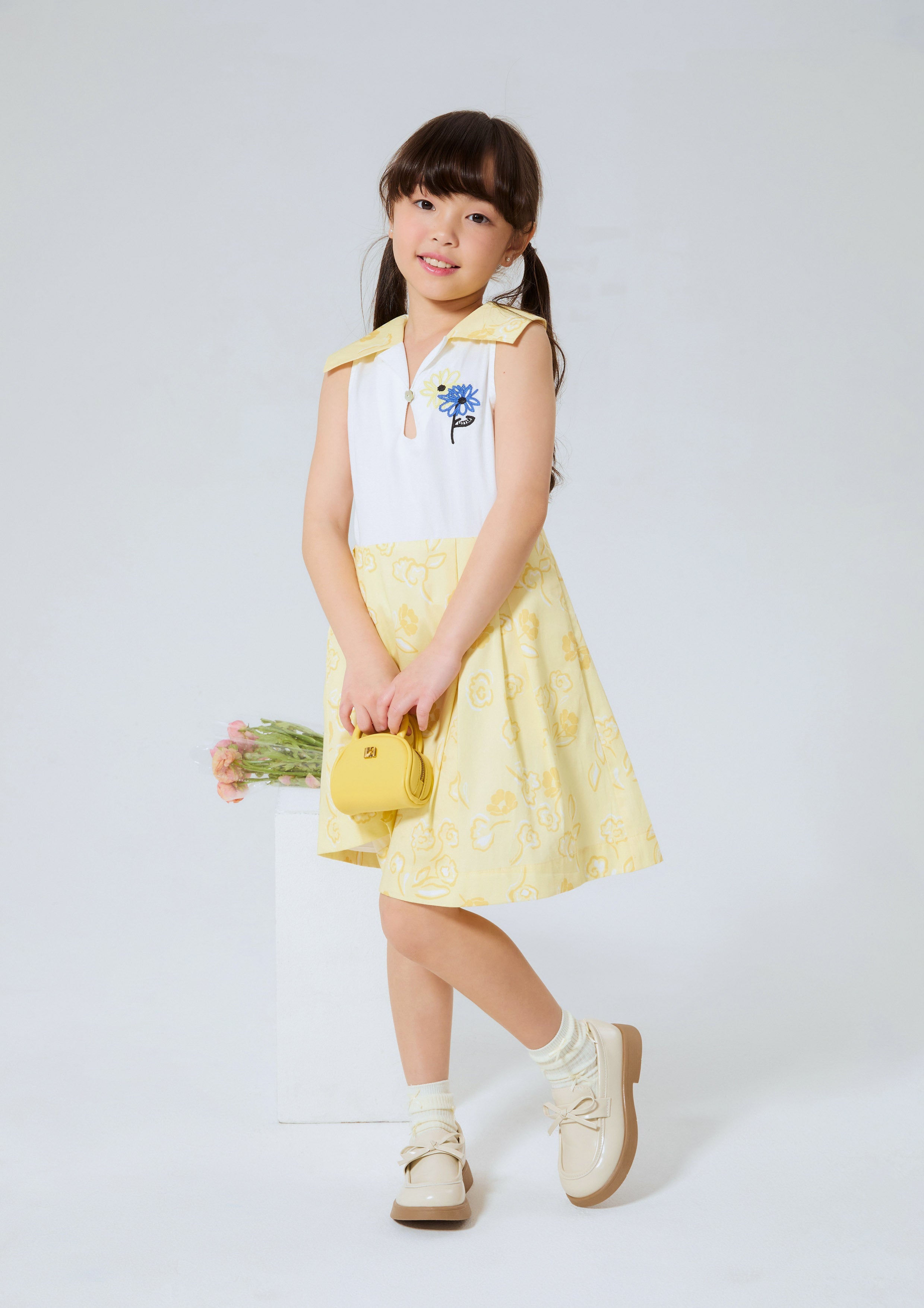 เดรสสั้นกระโปรงระบายพิมพ์ลายดอกไม้ สำหรับเด็กผู้หญิง คอลเลกชัน Blossom Elegance