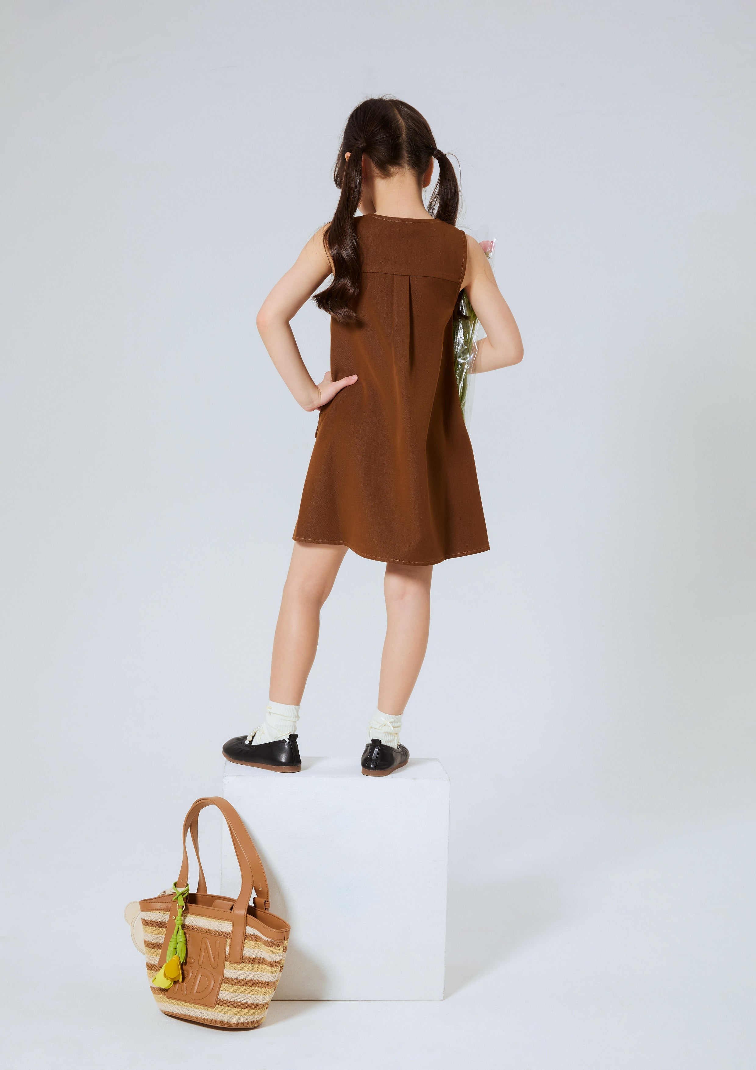 เดรสสั้นแต่งซิปหน้า สำหรับเด็กผู้หญิง คอลเลกชัน Blossom Elegance