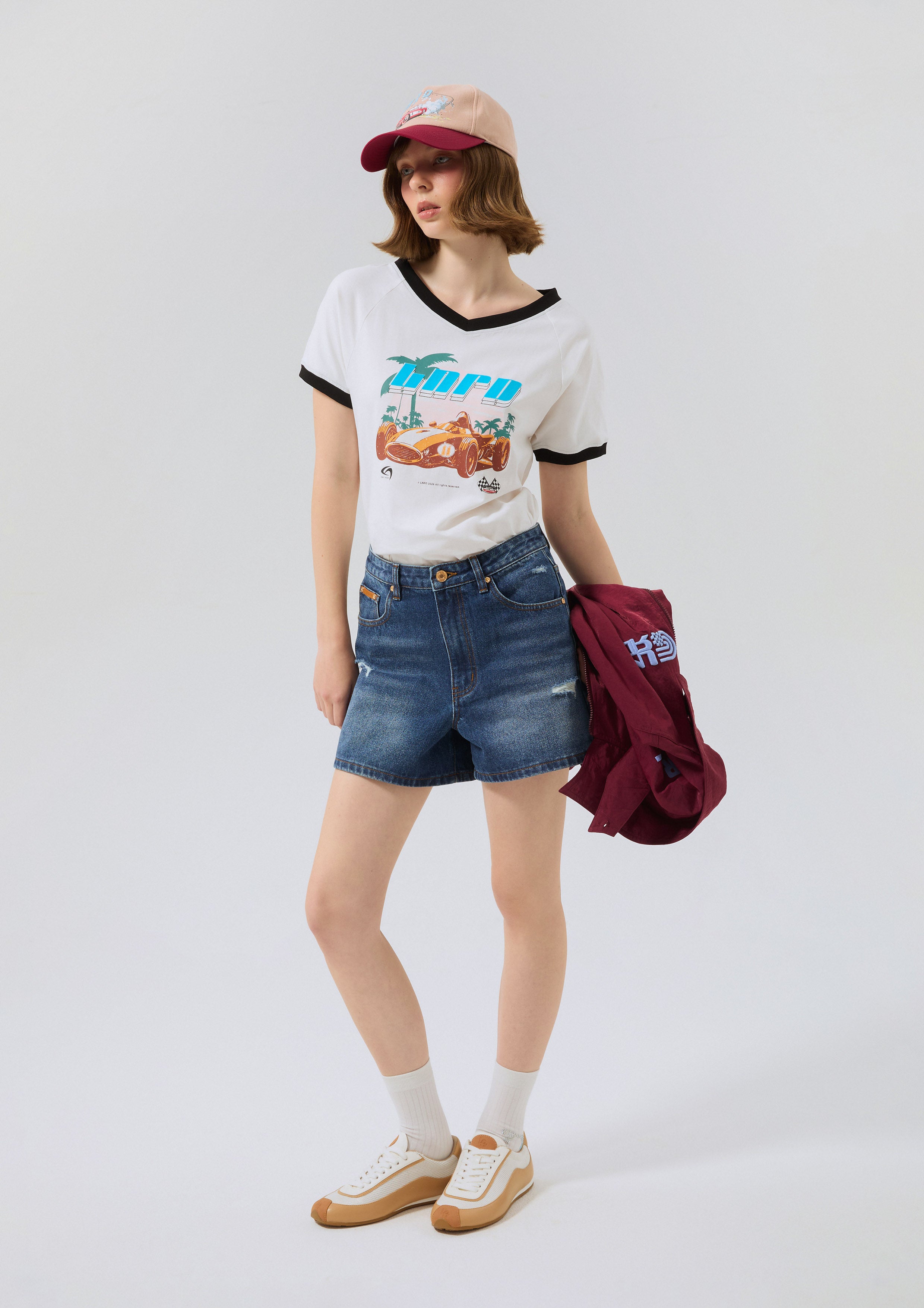 กางเกงเดนิมขาสั้นแต่งขาด คอลเลกชัน Basic Denim