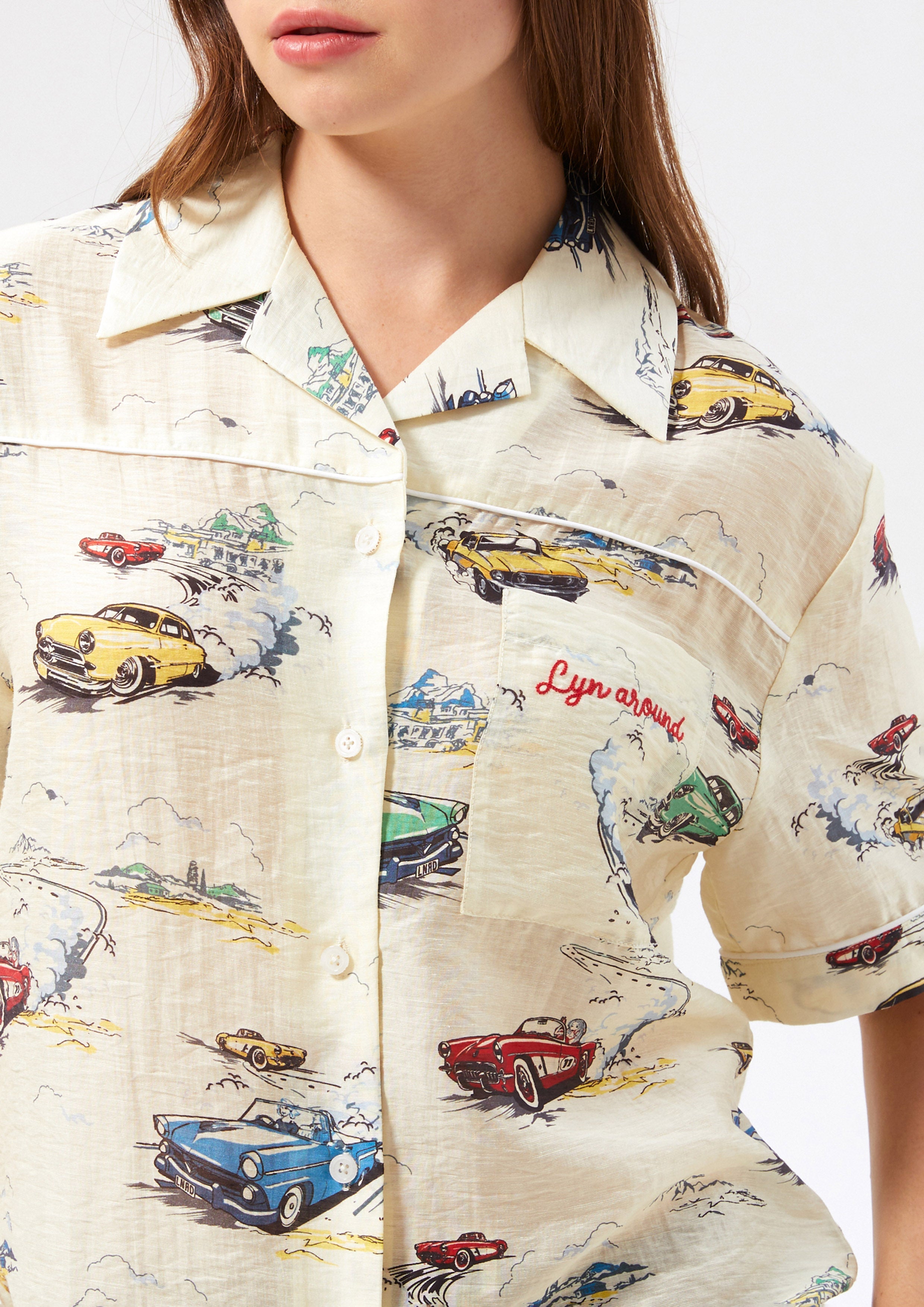 เสื้อเชิ้ตแขนสั้นพิมพ์ลาย คอลเลกชัน Speed Voyard