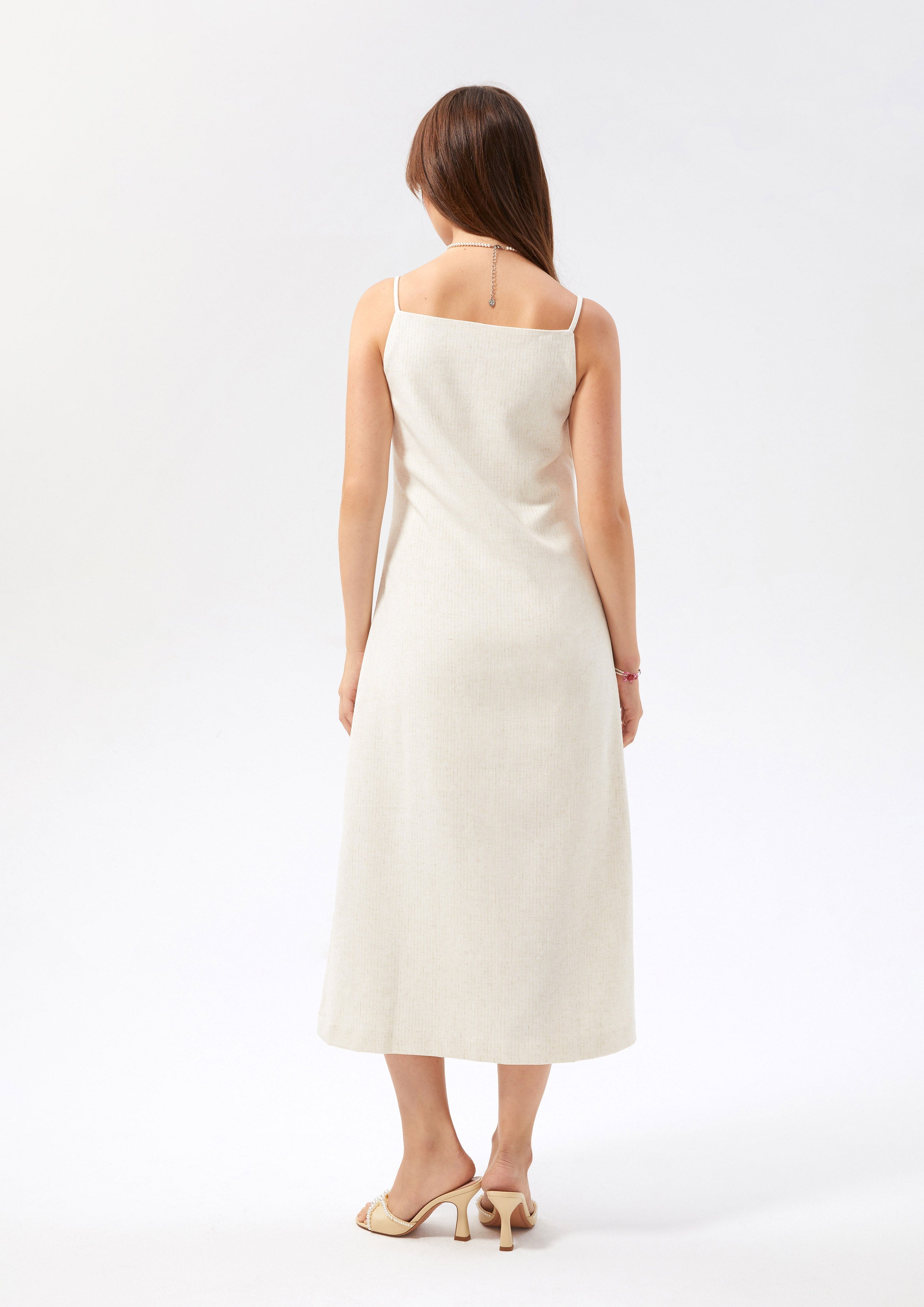 เดรสมิดิสายเดี่ยวฉลุลายดอกกุหลาบ คอลเลกชัน Rosewood Fleur