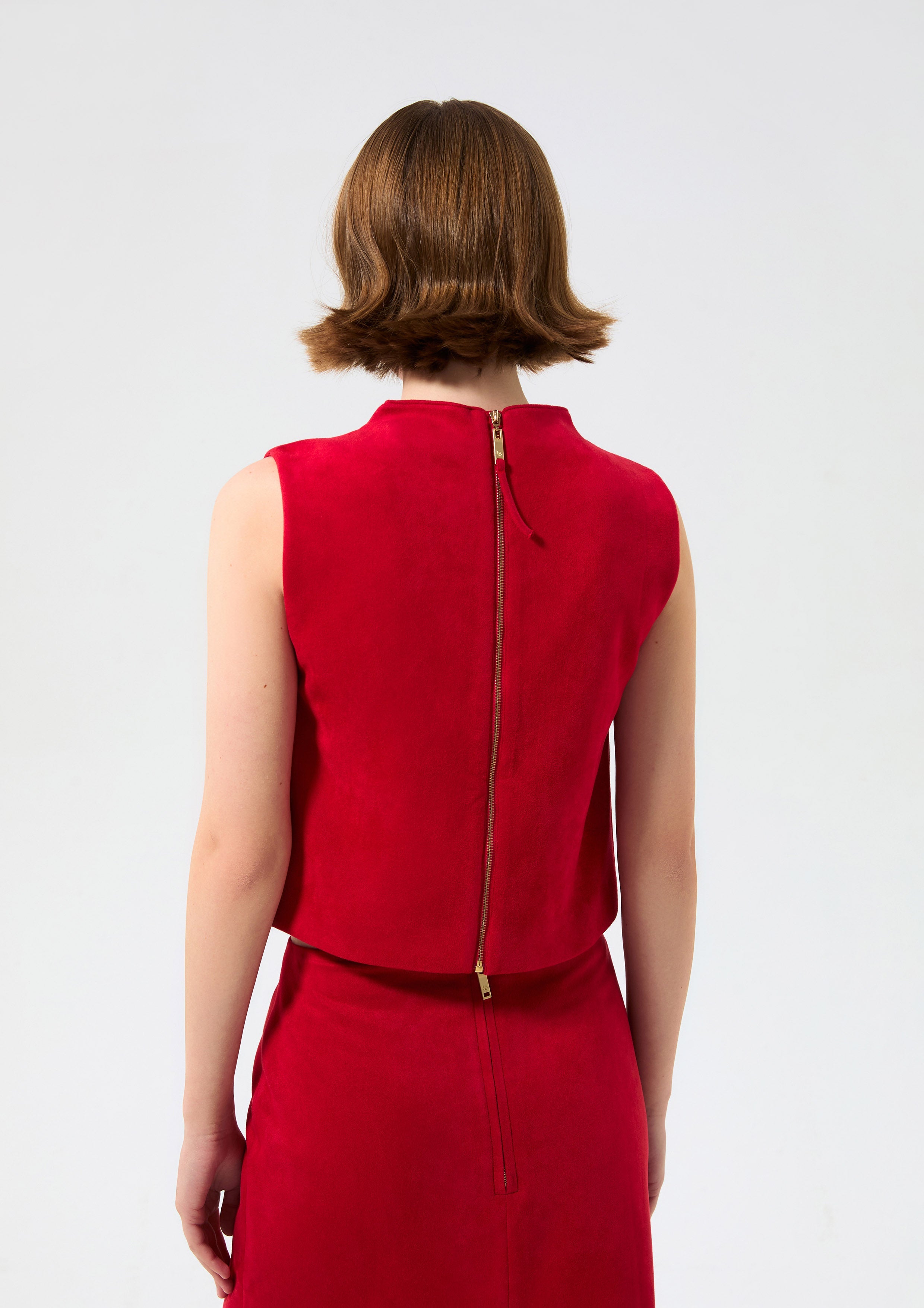 Sleeveless Crop Top Rouge Luck