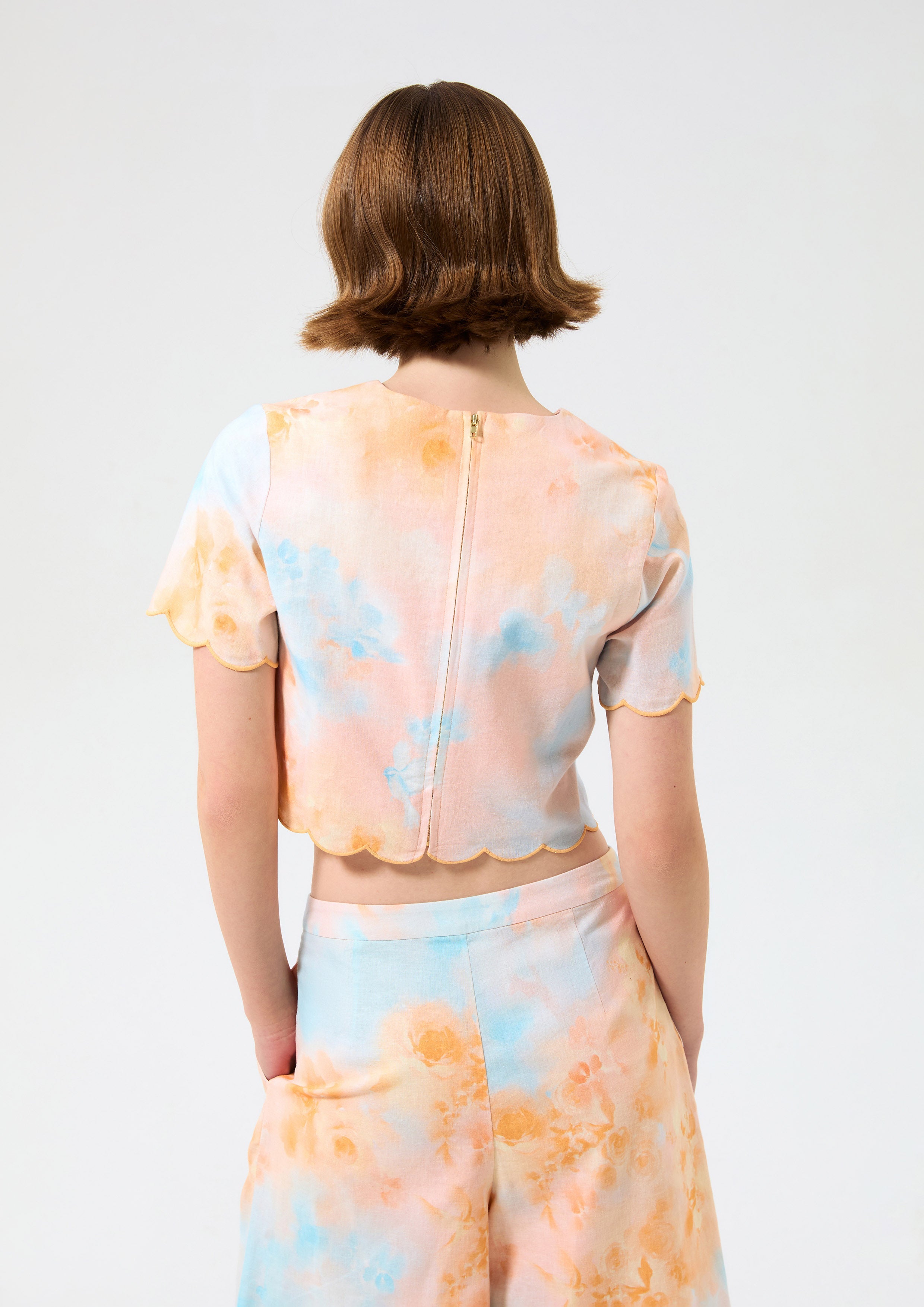 Create Your Signature Look with Print Scallop Top Rosewood Fleur
