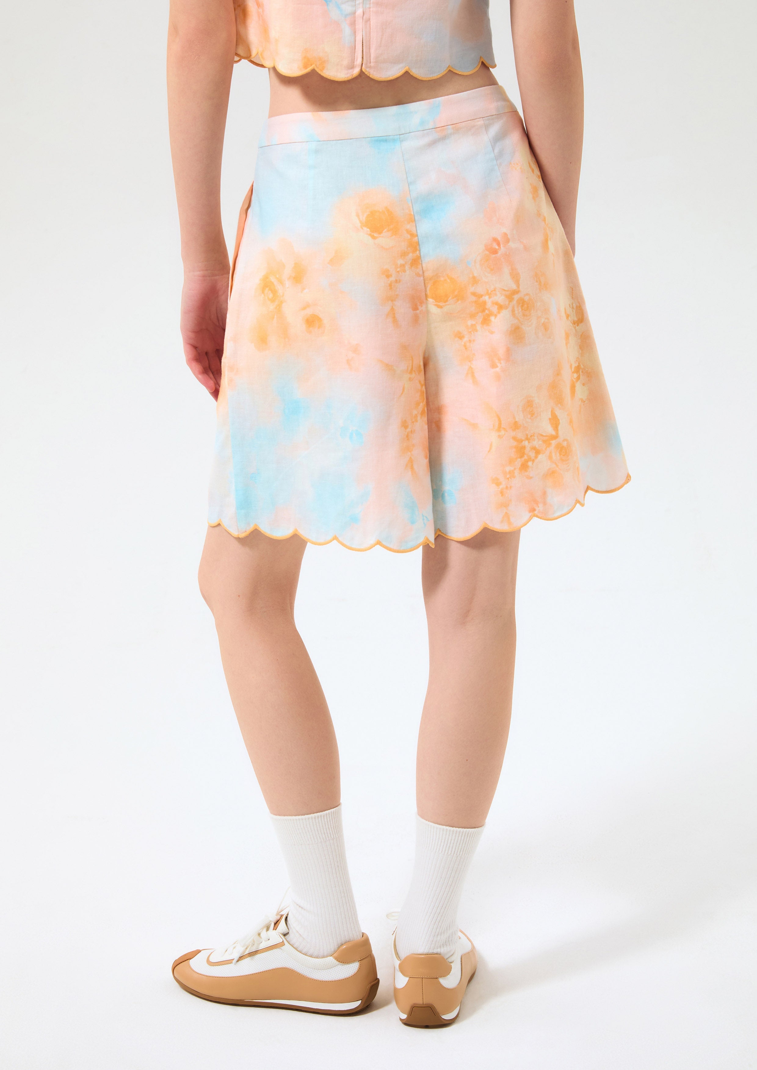 กางเกงขาสั้นขอบลอนพิมพ์ลาย คอลเลกชัน Rosewood Fleur