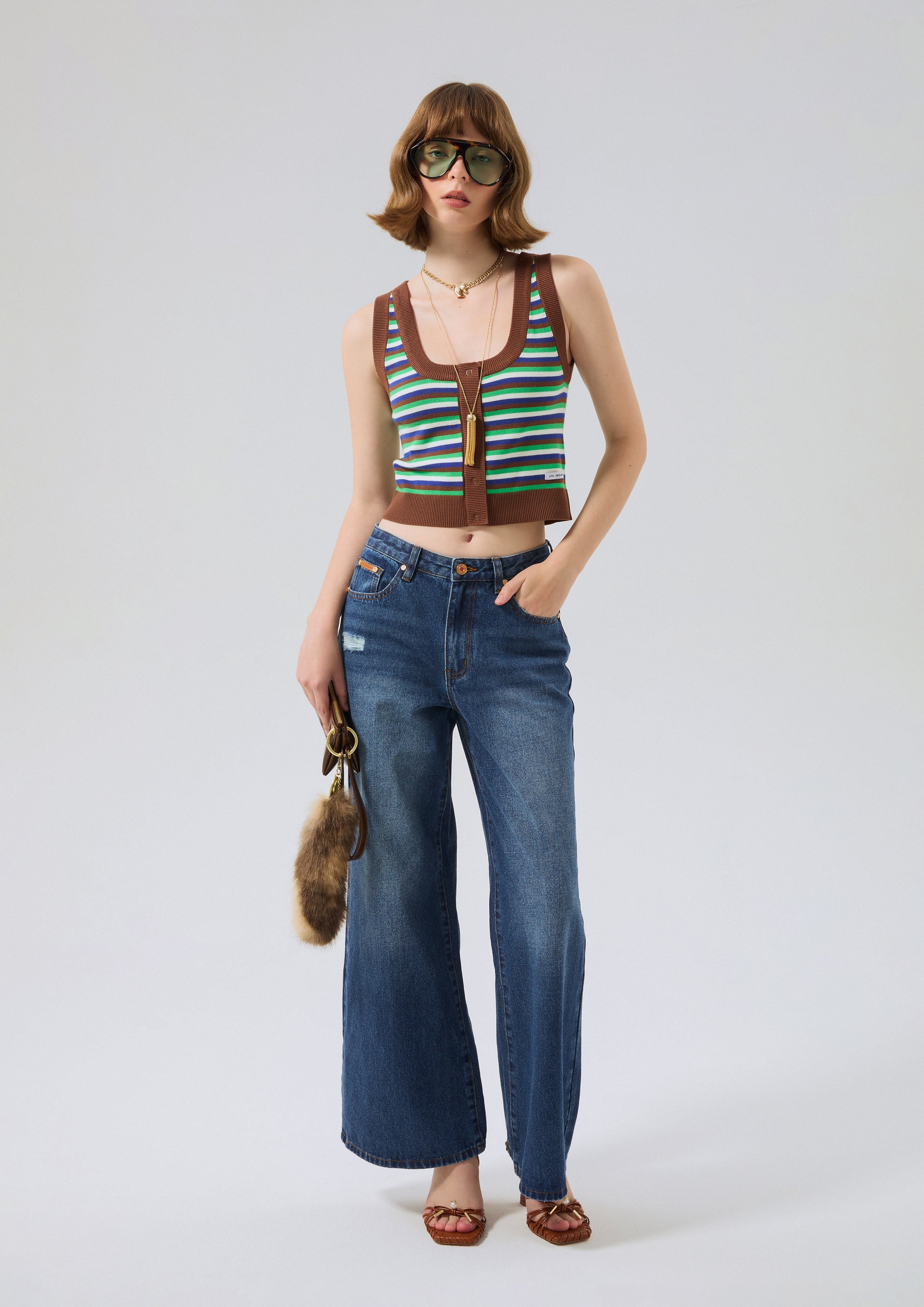 เสื้อครอปผ้านิตลายทาง คอลเลกชัน Miracle Voyard