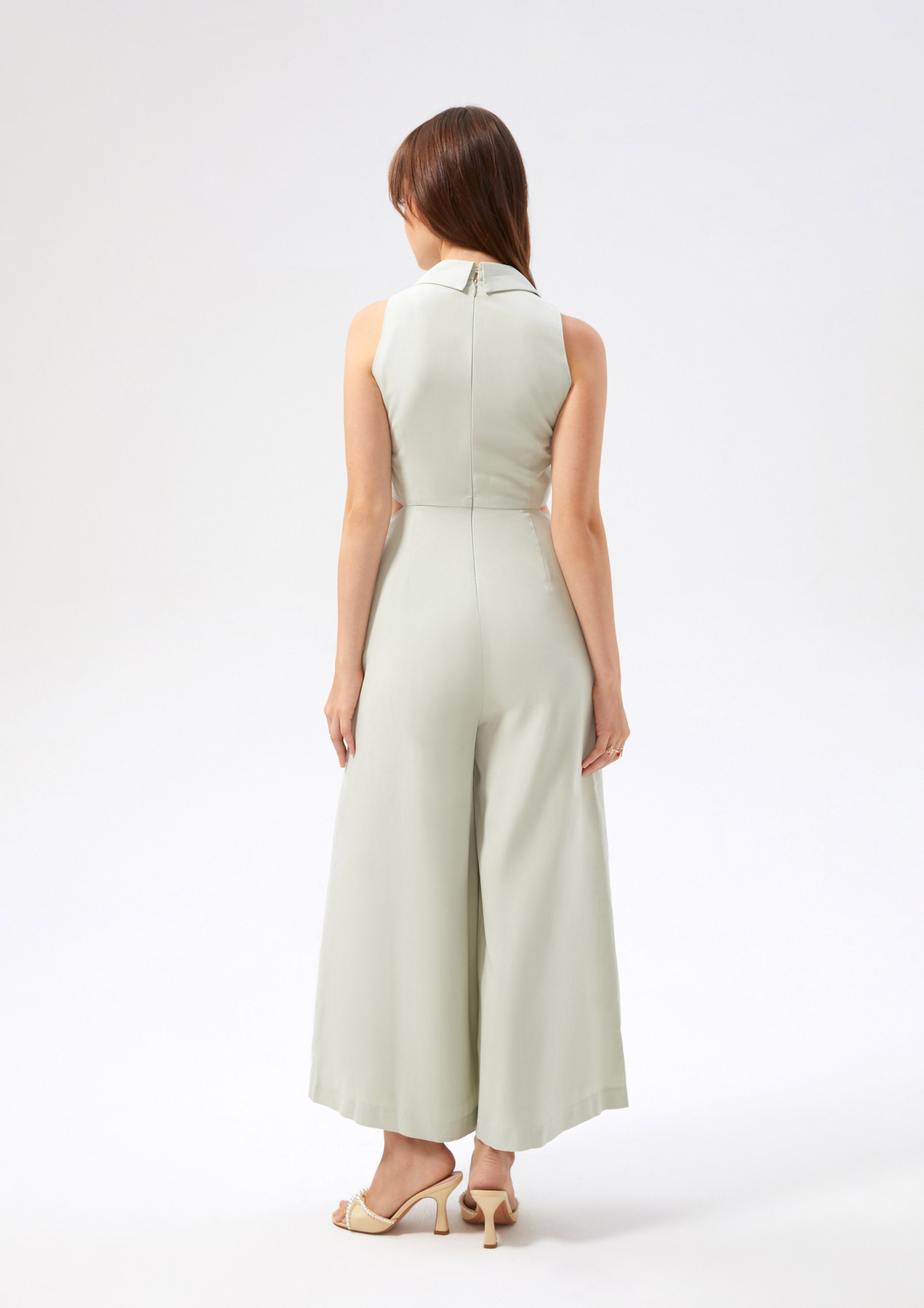 จัมพ์สูทคัตเอาท์ช่วงเอว คอลเลกชัน Rosewood Fleur