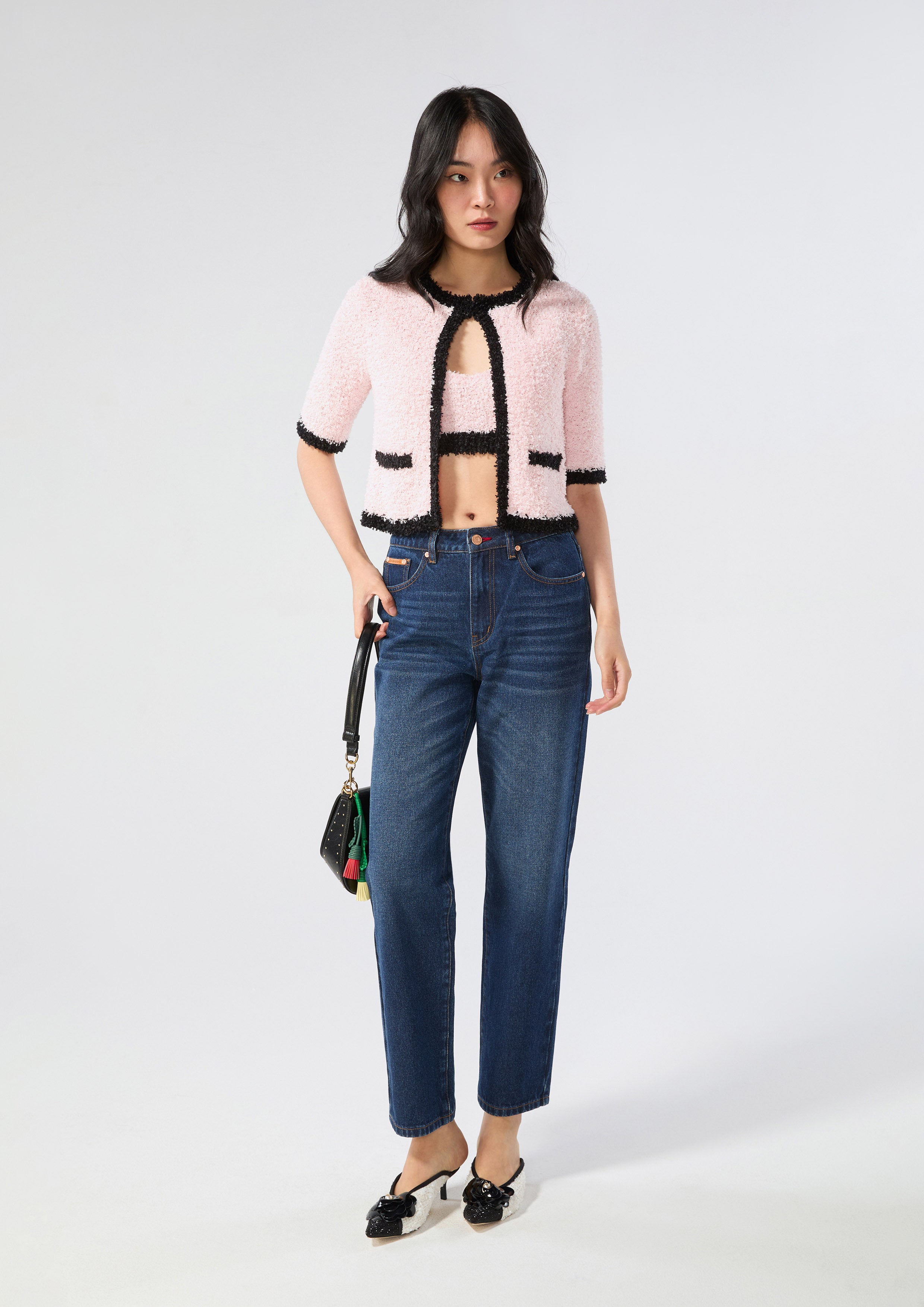 เสื้อคาร์ดิแกนผ้านิตทรงครอป คอลเลกชัน Rodeo Rose