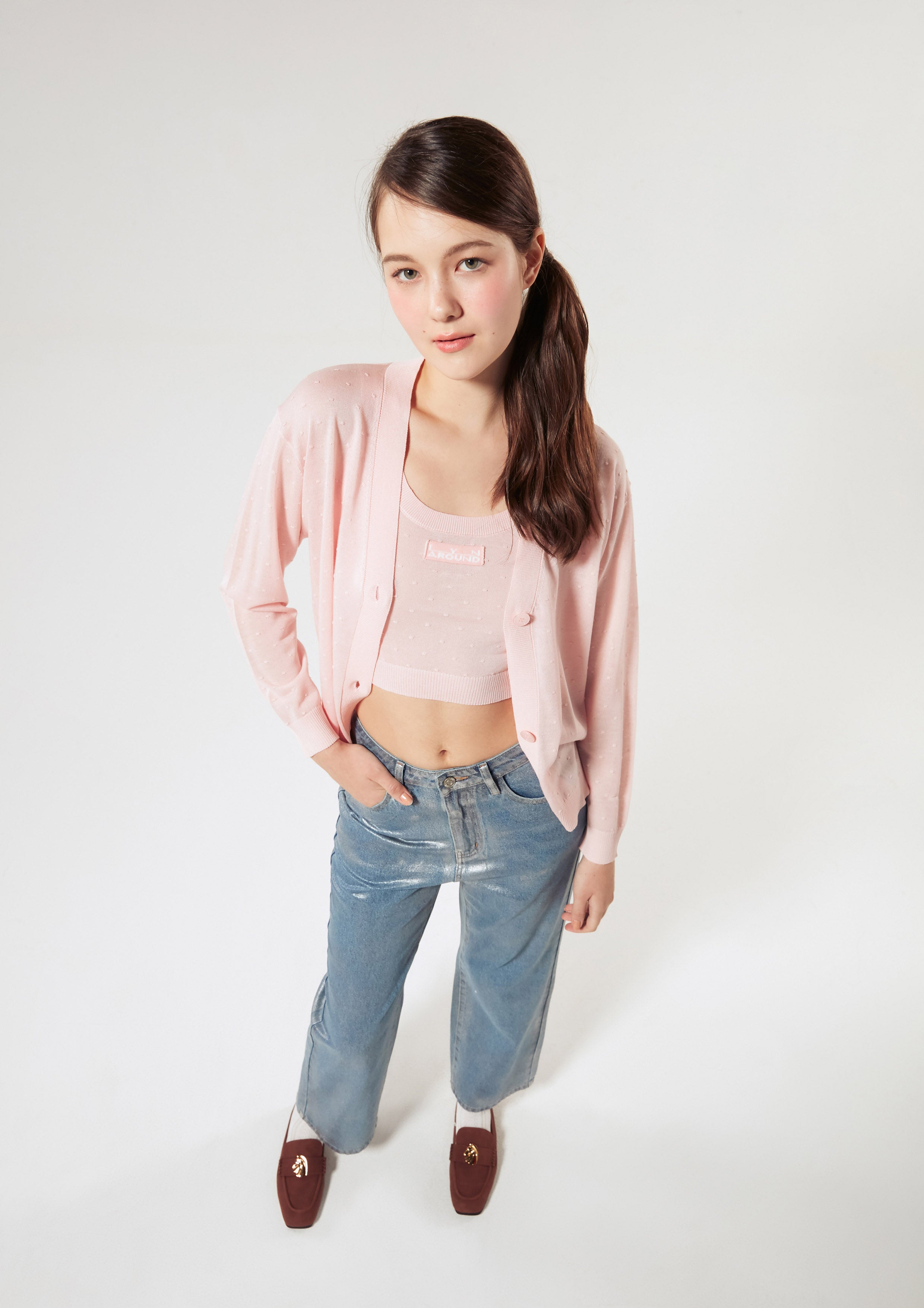 เสื้อคาร์ดิแกนผ้าเชียร์พร้อมเสื้อตัวใน คอลเลกชัน Rodeo Rose