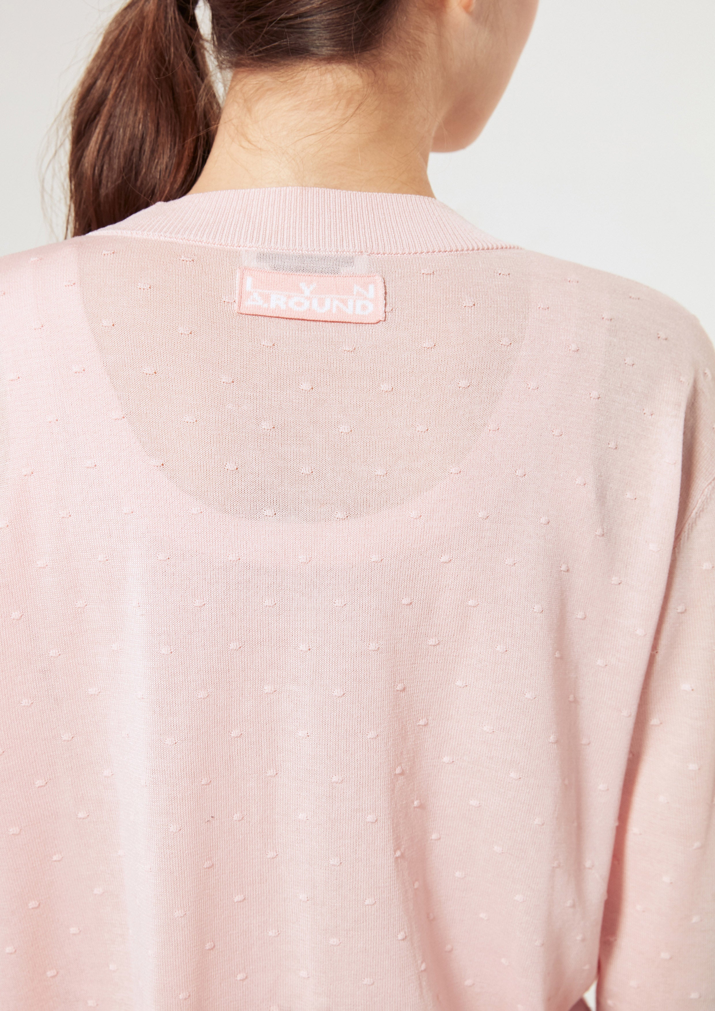 เสื้อคาร์ดิแกนผ้าเชียร์พร้อมเสื้อตัวใน คอลเลกชัน Rodeo Rose