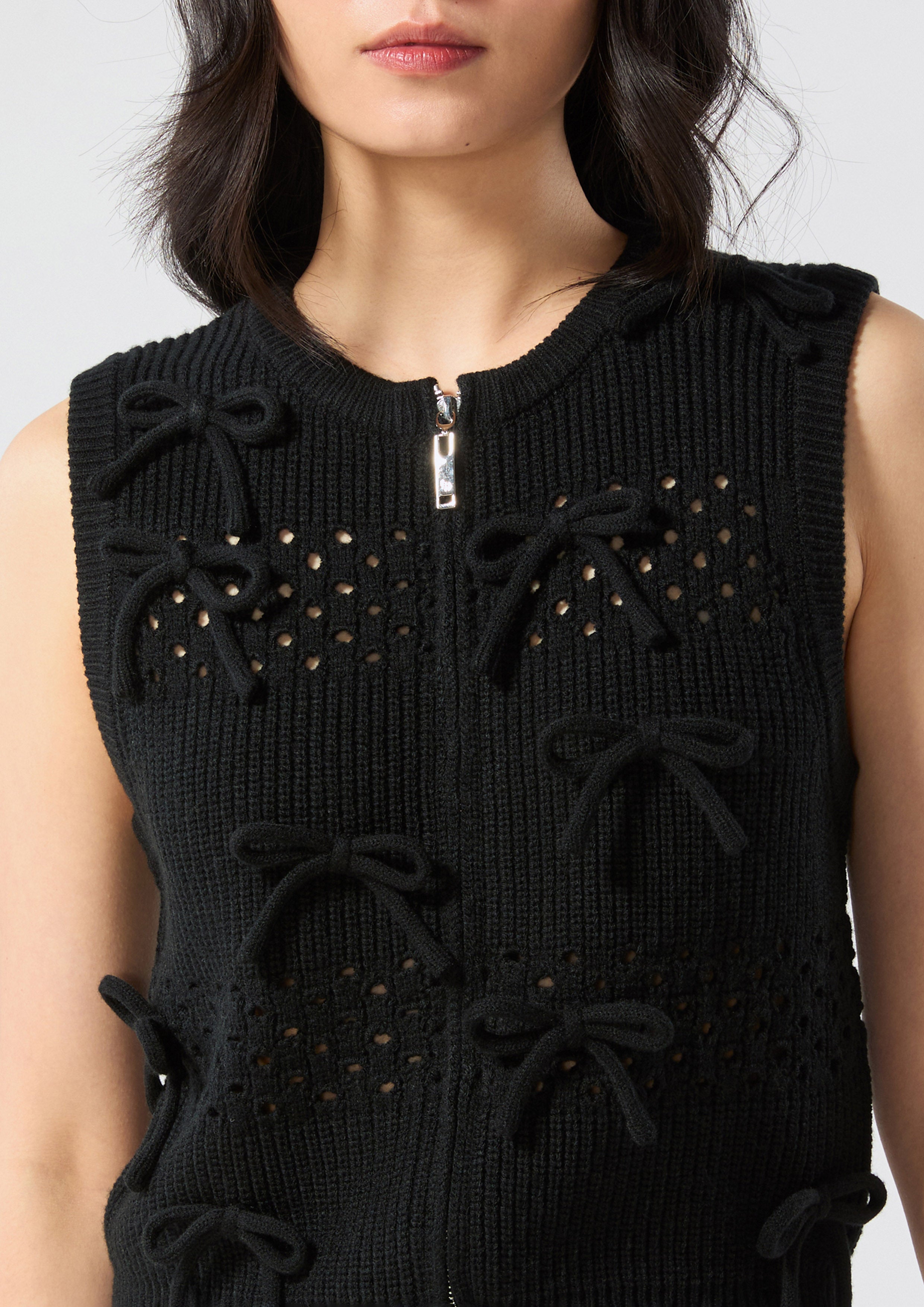 เสื้อนิตแขนกุดแต่งโบ คอลเลกชัน Like a Virgin