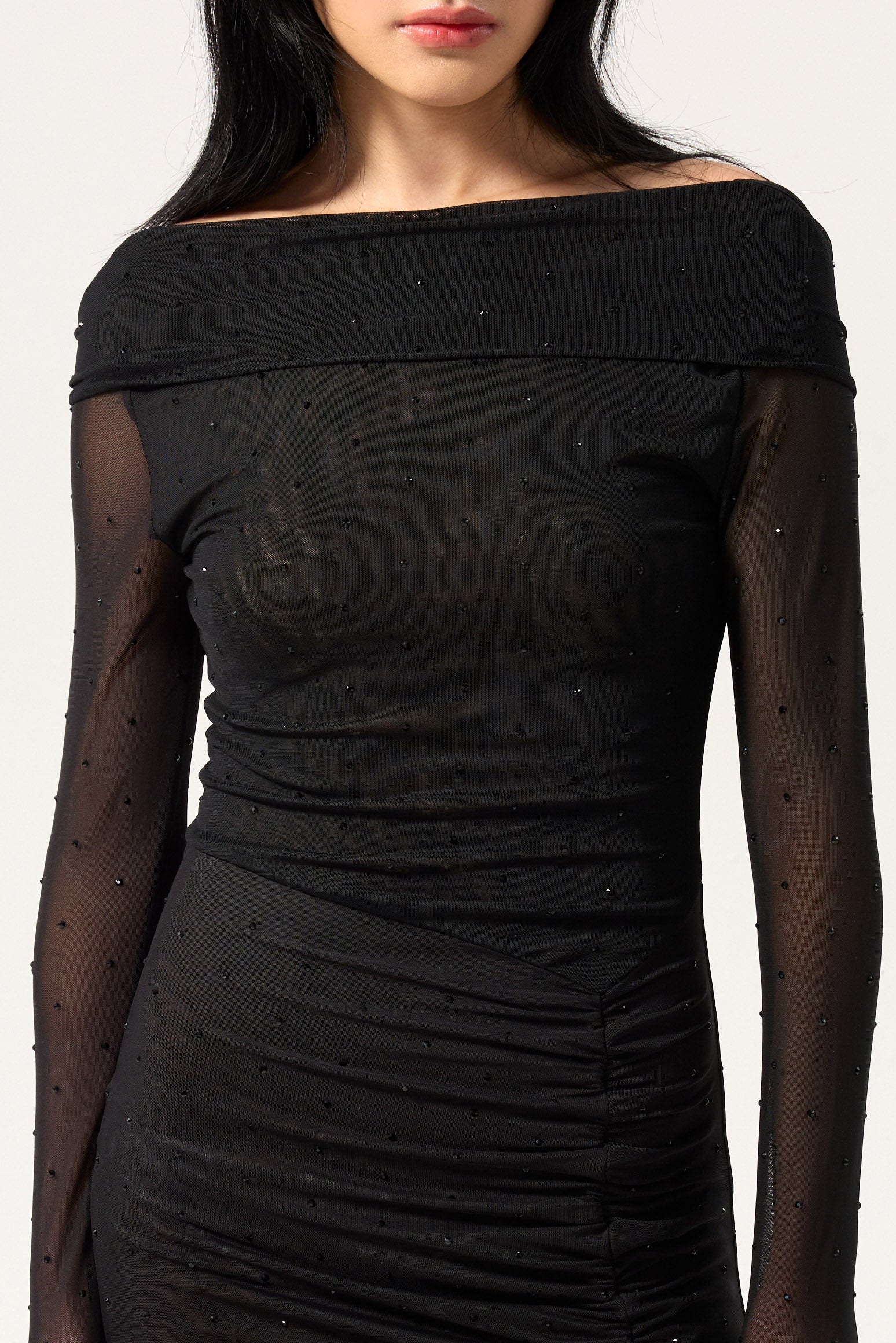 เดรสยาวผ้าเชียร์กระโปรงผ่าข้าง คอลเลกชัน Texture Club