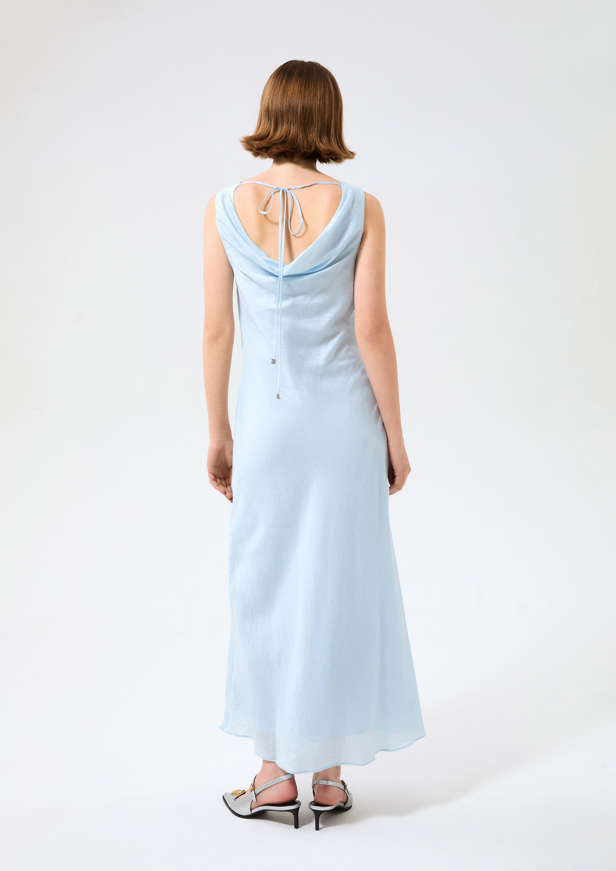 เดรสยาวคอเสื้อถ่วง คอลเลกชัน Rosewood Fleur