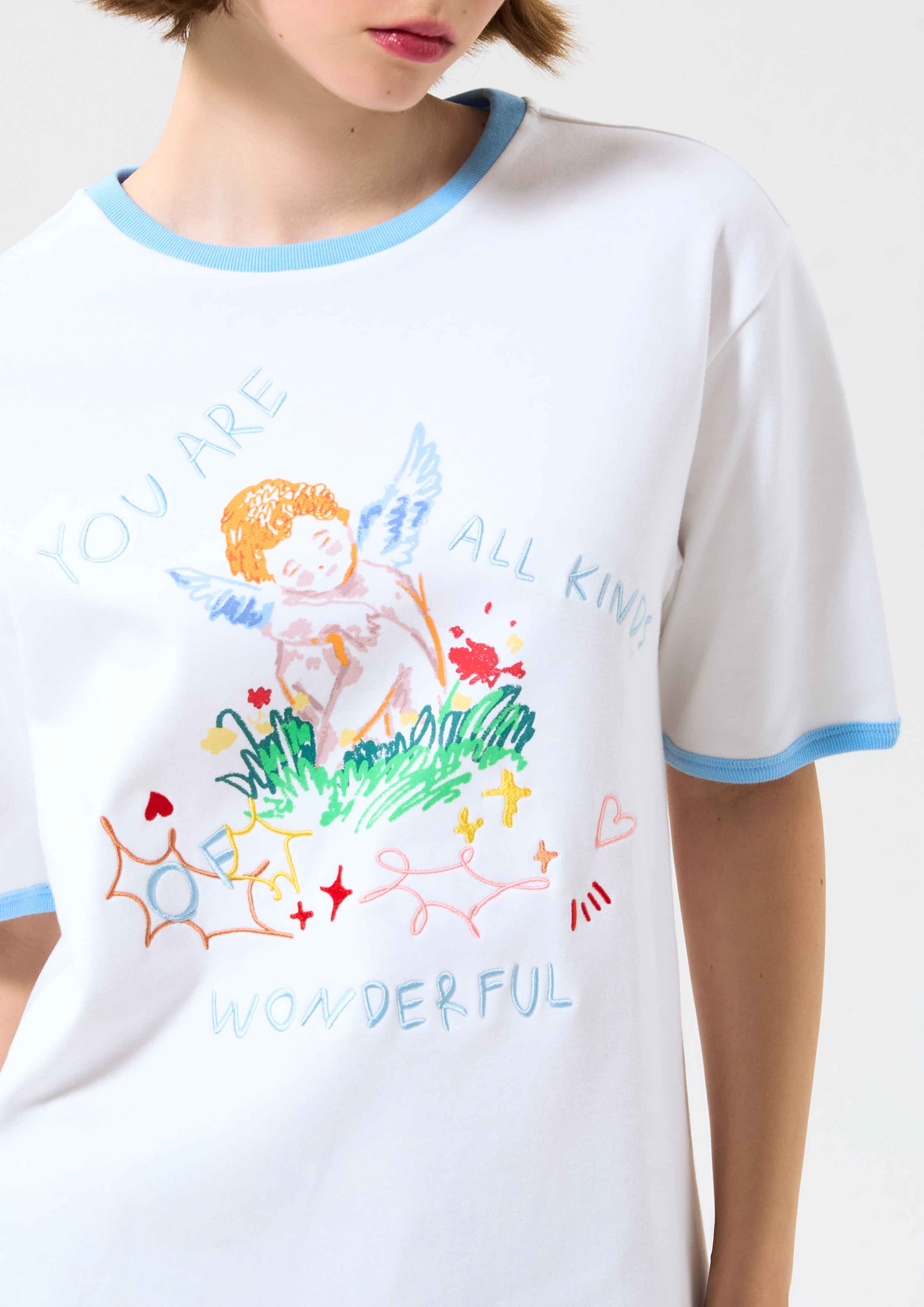 เสื้อแขนสั้นพิมพ์ลาย คอลเลกชัน Cruise to the Full Bloom