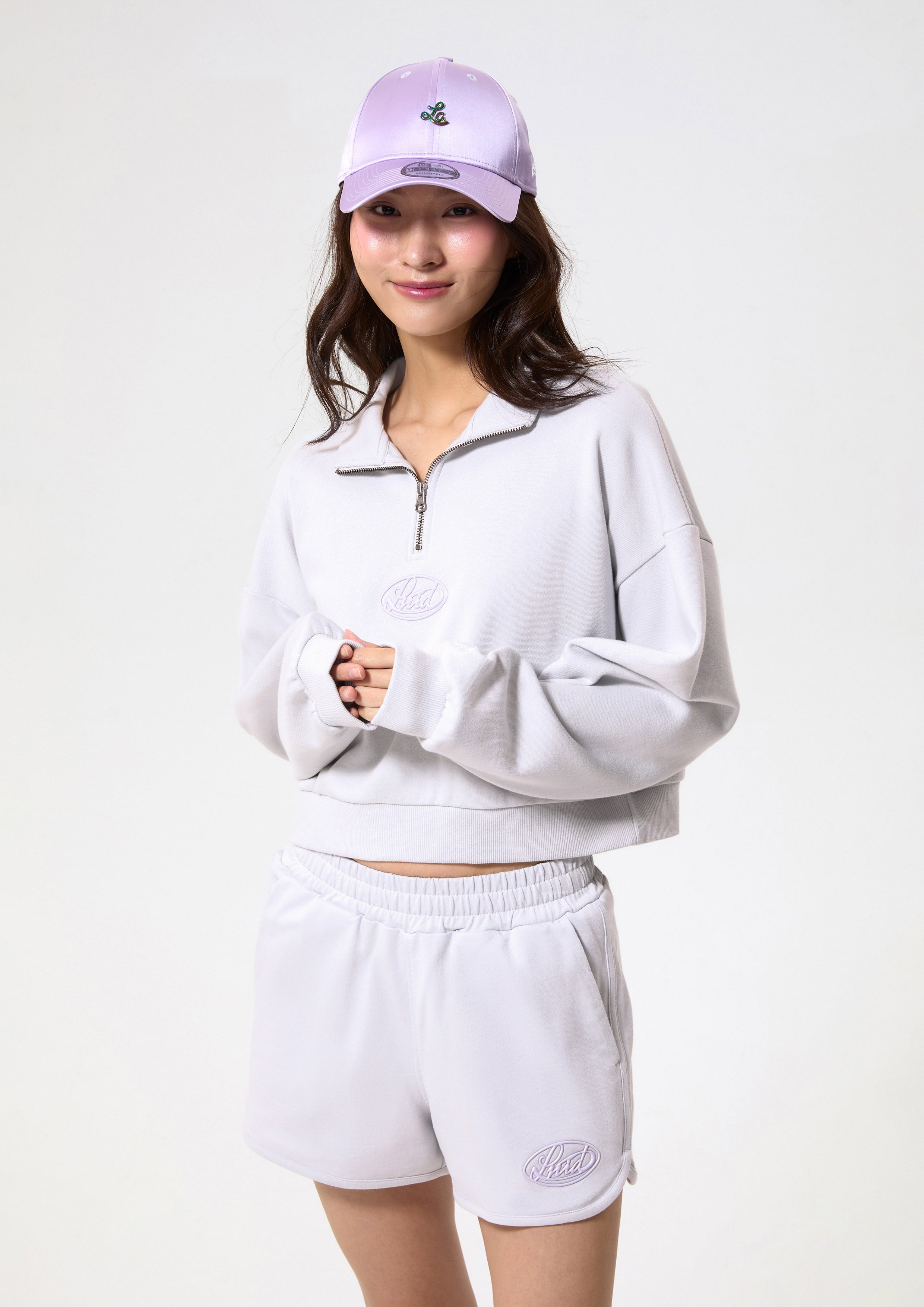 เสื้อพูลโอเวอร์แขนยาวปักโลโก้ คอลเลกชัน LA x New Era