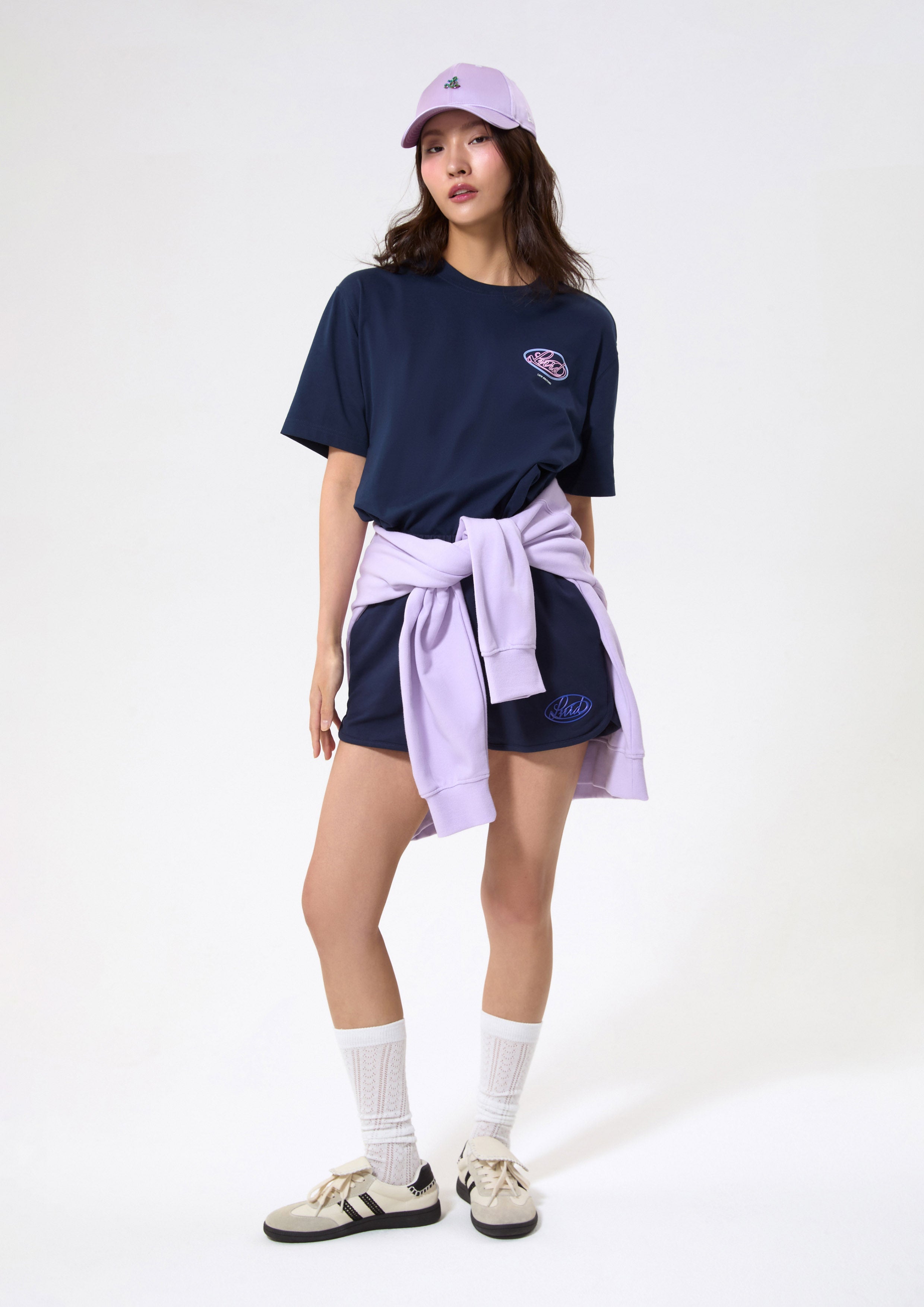 เสื้อยืดโอเวอร์ไซส์พิมพ์ลายโลโก้นีออน คอลเลกชัน LA x New Era