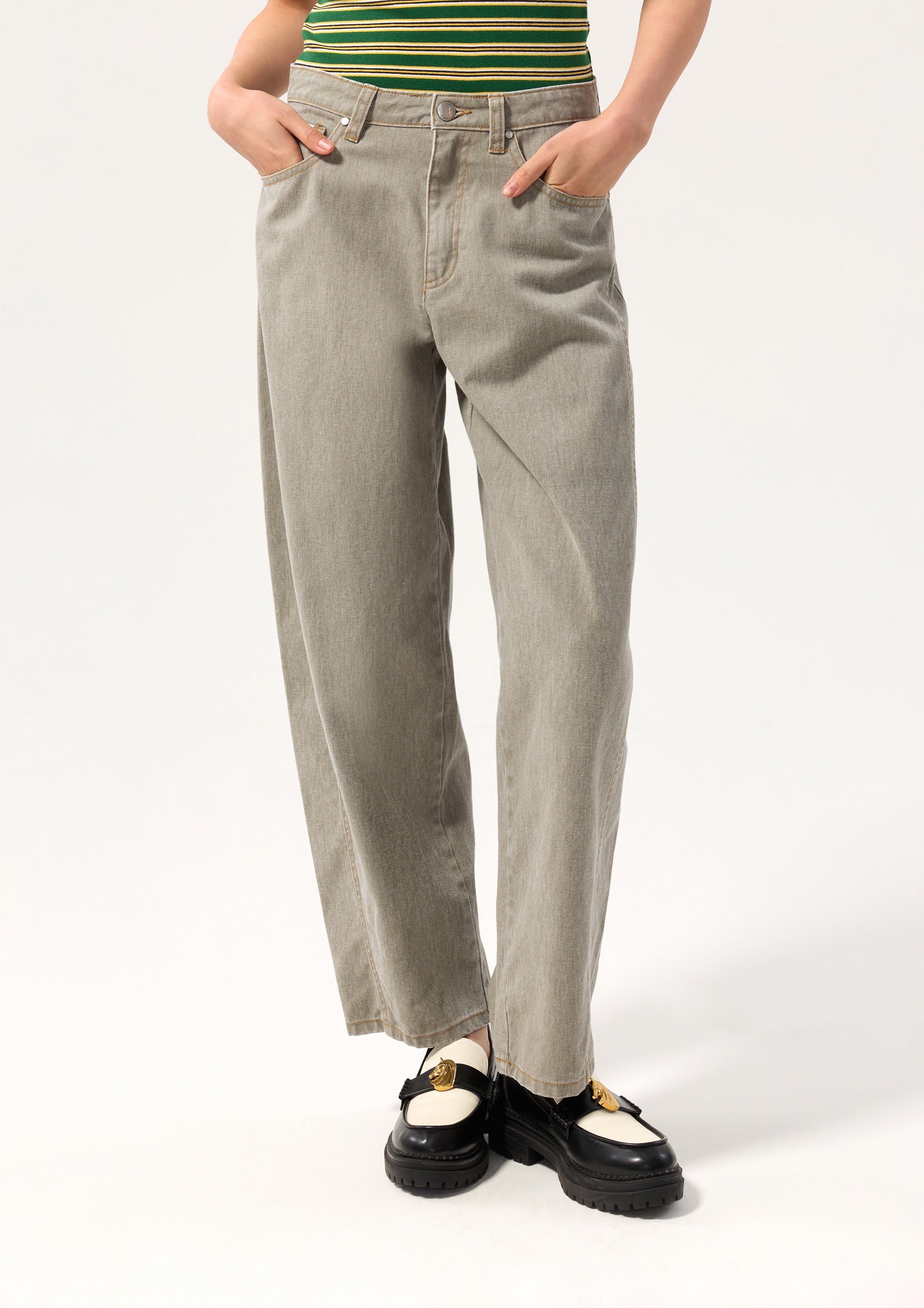 กางเกงเดนิมขายาวทรงบาเรล คอลเลกชัน Electric Daydream