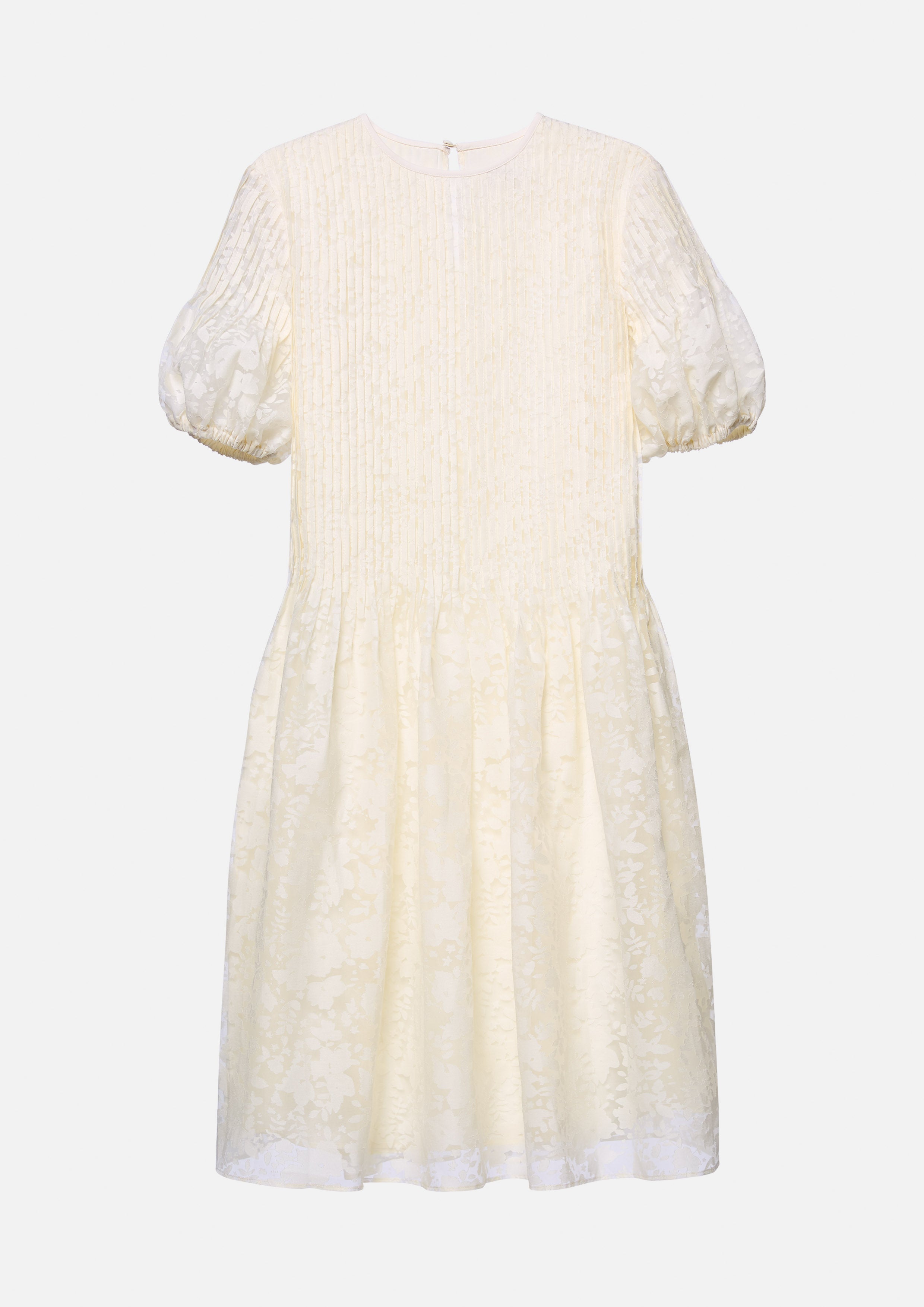 เดรสคลุมเข่าผ้าเชียร์อัดพลีทปักลายดอกไม้ คอลเลกชัน Blossom Elegance