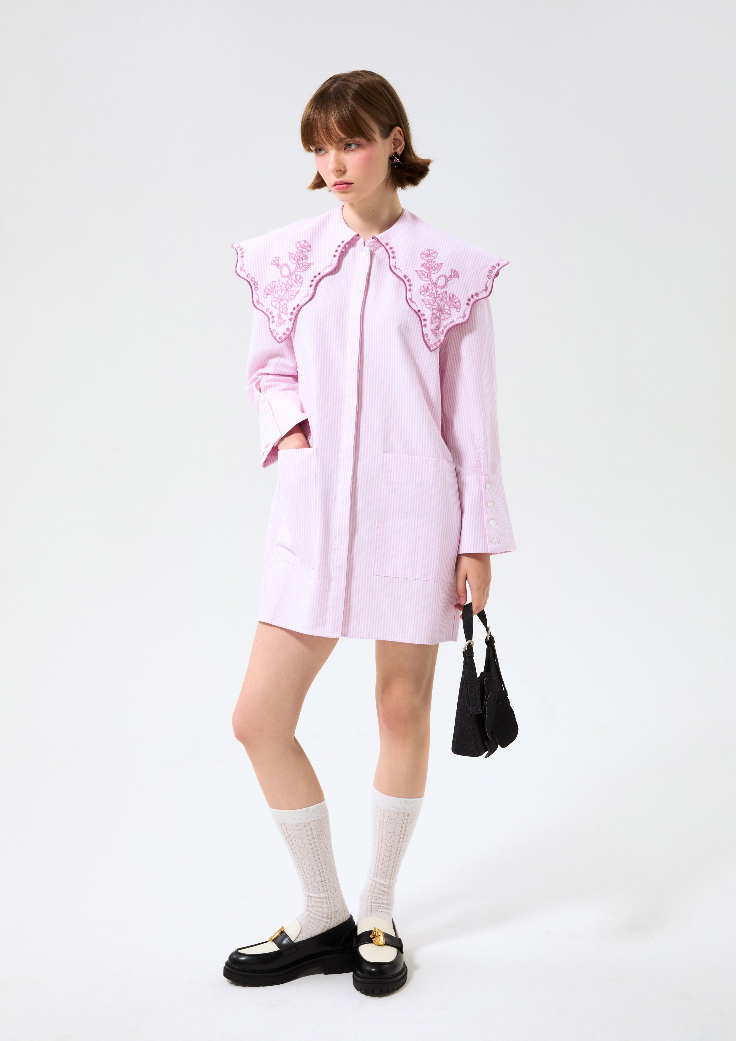 เดรสสั้นลายทางปกคอโอเวอร์ไซส์ คอลเลกชัน Cruise to the Full Bloom