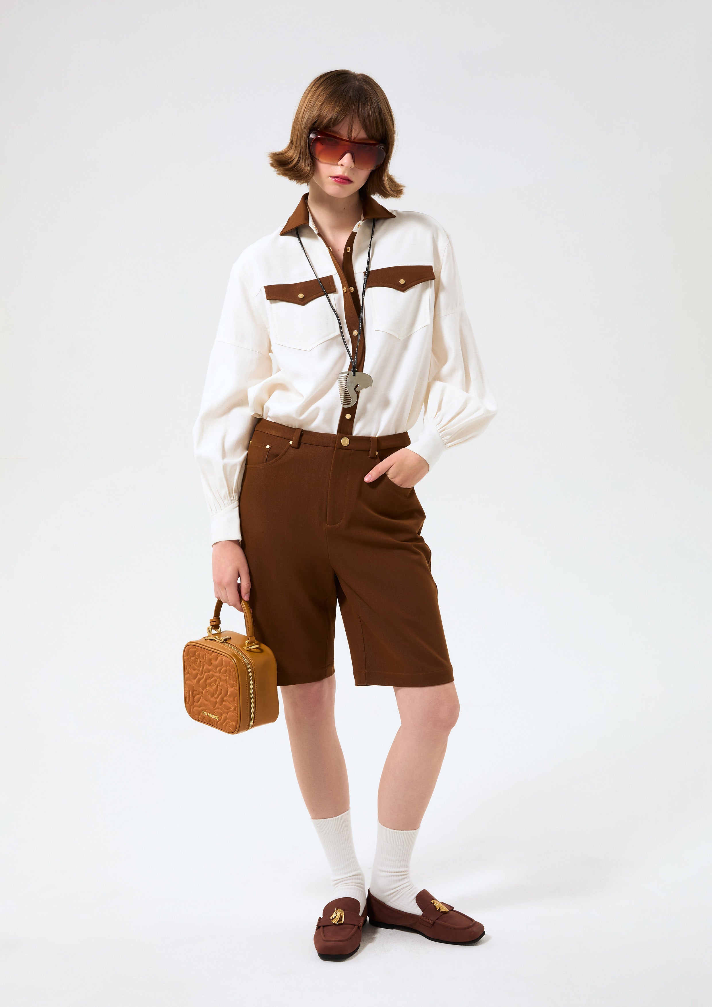 เสื้อเชิ้ตแขนยาวแต่งพาแนลสีคอนทราสต์ คอลเลกชัน Blossom Elegance