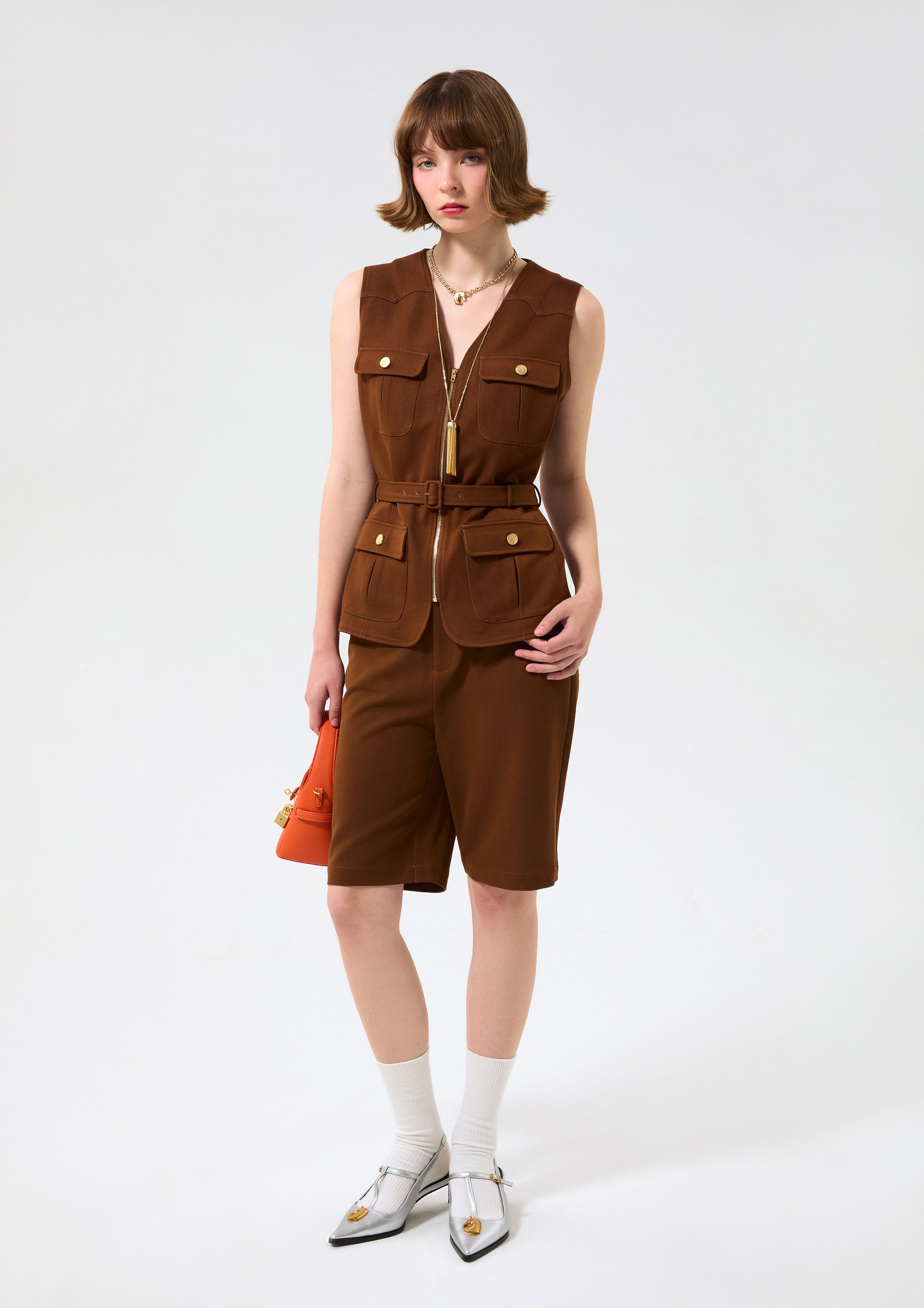 เสื้อกั๊กแต่งซิปหน้าพร้อมกระเป๋า คอลเลกชัน Blossom Elegance