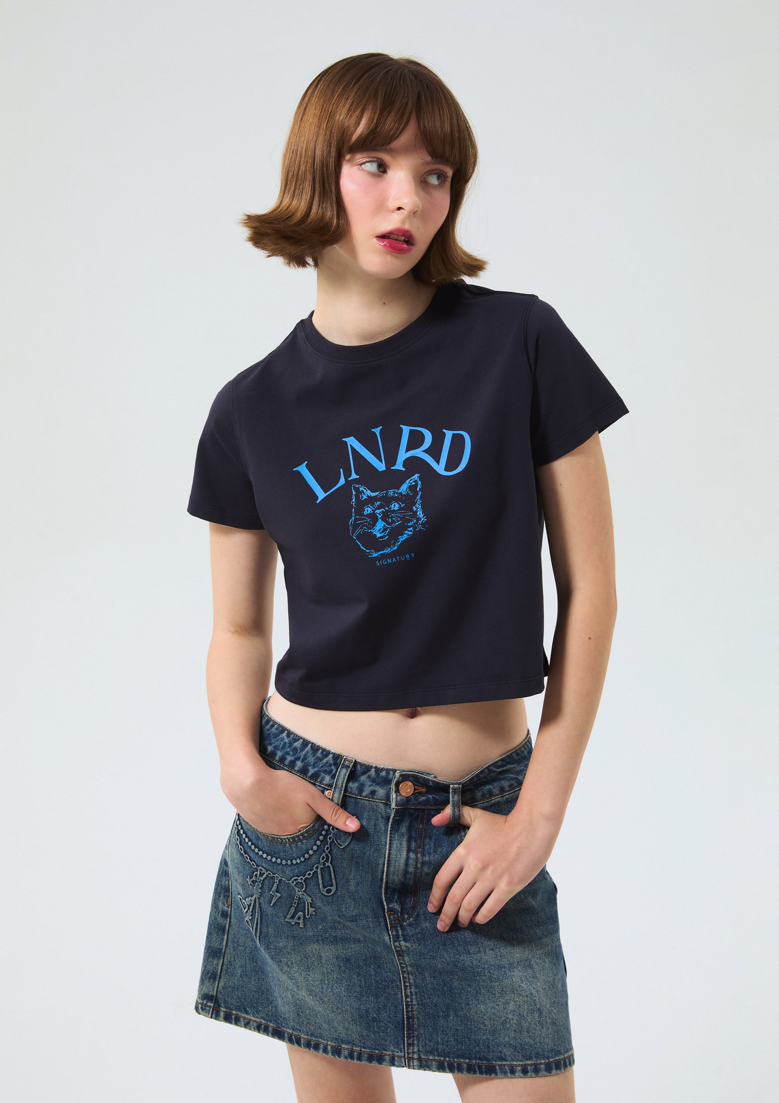 Cat Print With Logo Crop T-Shirt Signature