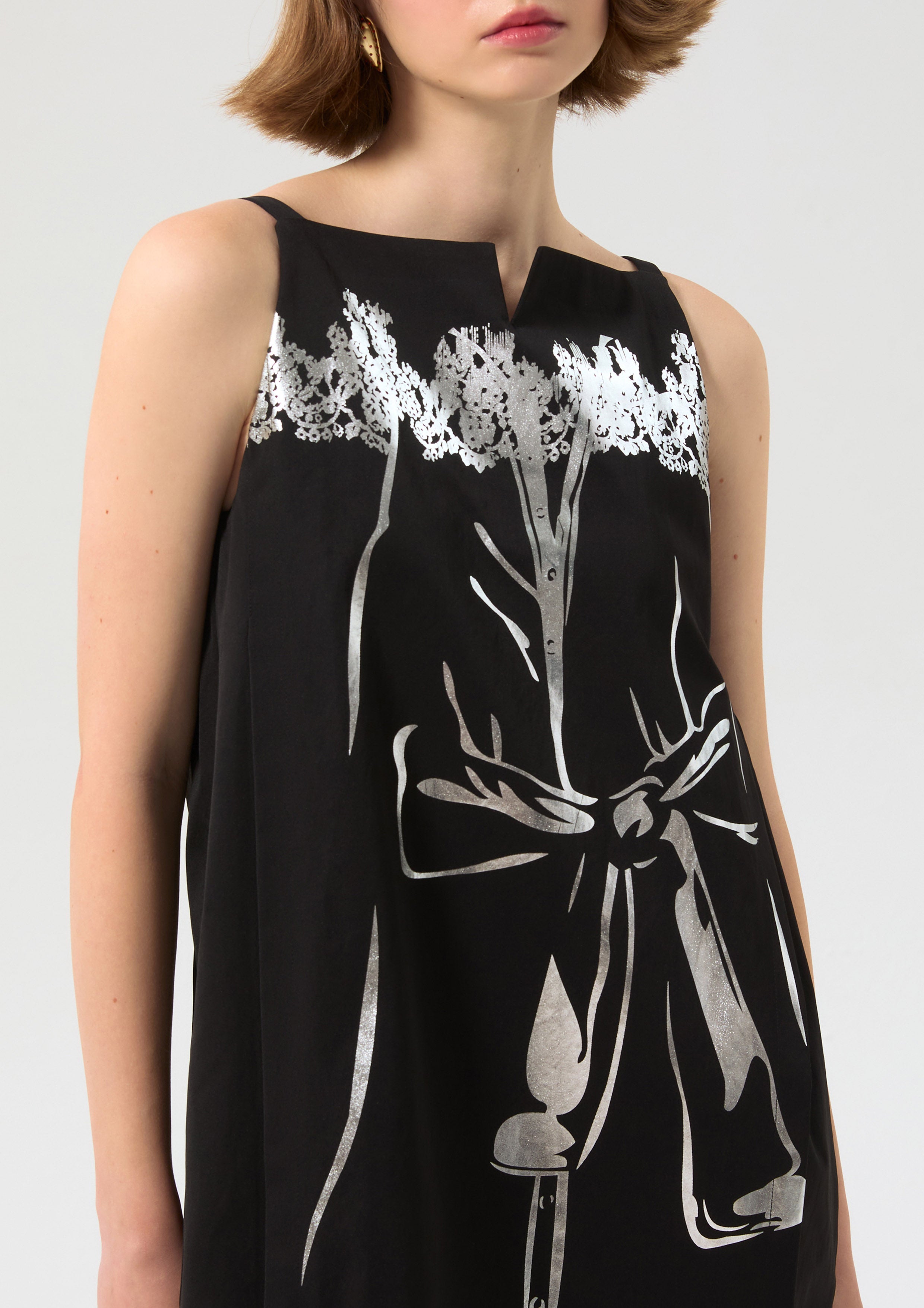 เดรสสั้นพิมพ์ลาย คอลเลกชัน Working on Board