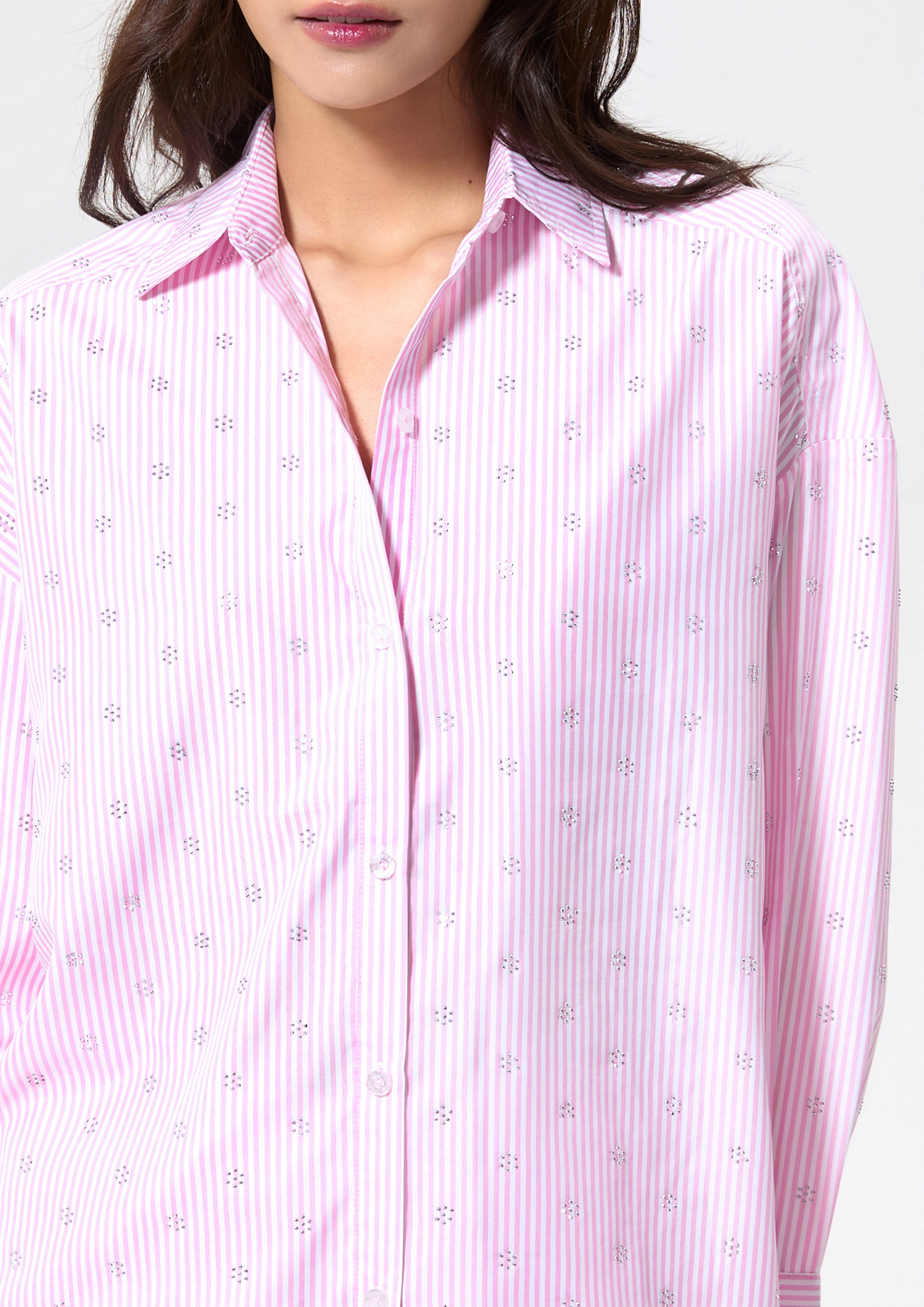 เสื้อเชิ้ตแขนยาวลายทาง คอลเลกชัน Like a Virgin